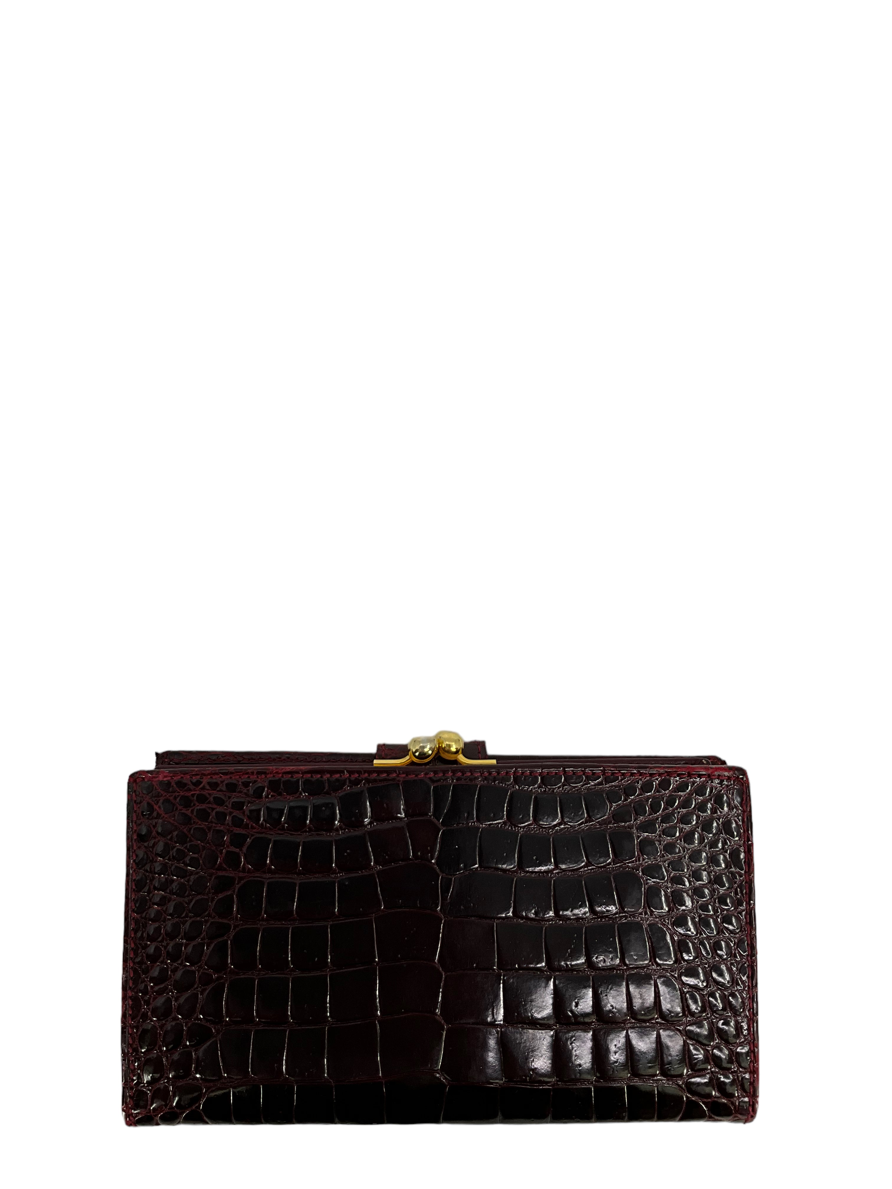 Authentic Gucci Burgundy Crocodile Leather Wallet for Men - Luxury Slim Bifold Credit Card Holder - Perfect for Business, Travel & Everyday Use