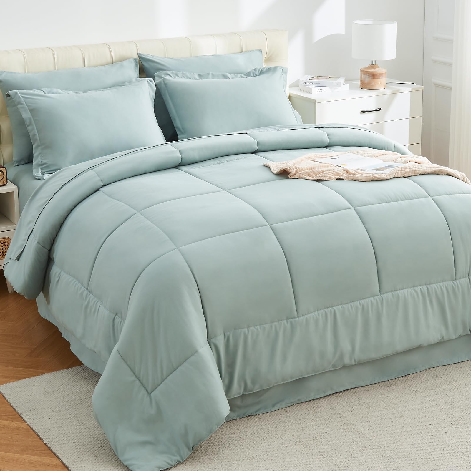 EMME 5-Piece Twin/Twin XL Comforter Set with Sheets - Ultra Soft Aqua Bedding Set for All Seasons | Includes Comforter, Sheets, Pillowcase & Sham | Perfect for Kids' Rooms, Guest Beds & Dorm Essentials