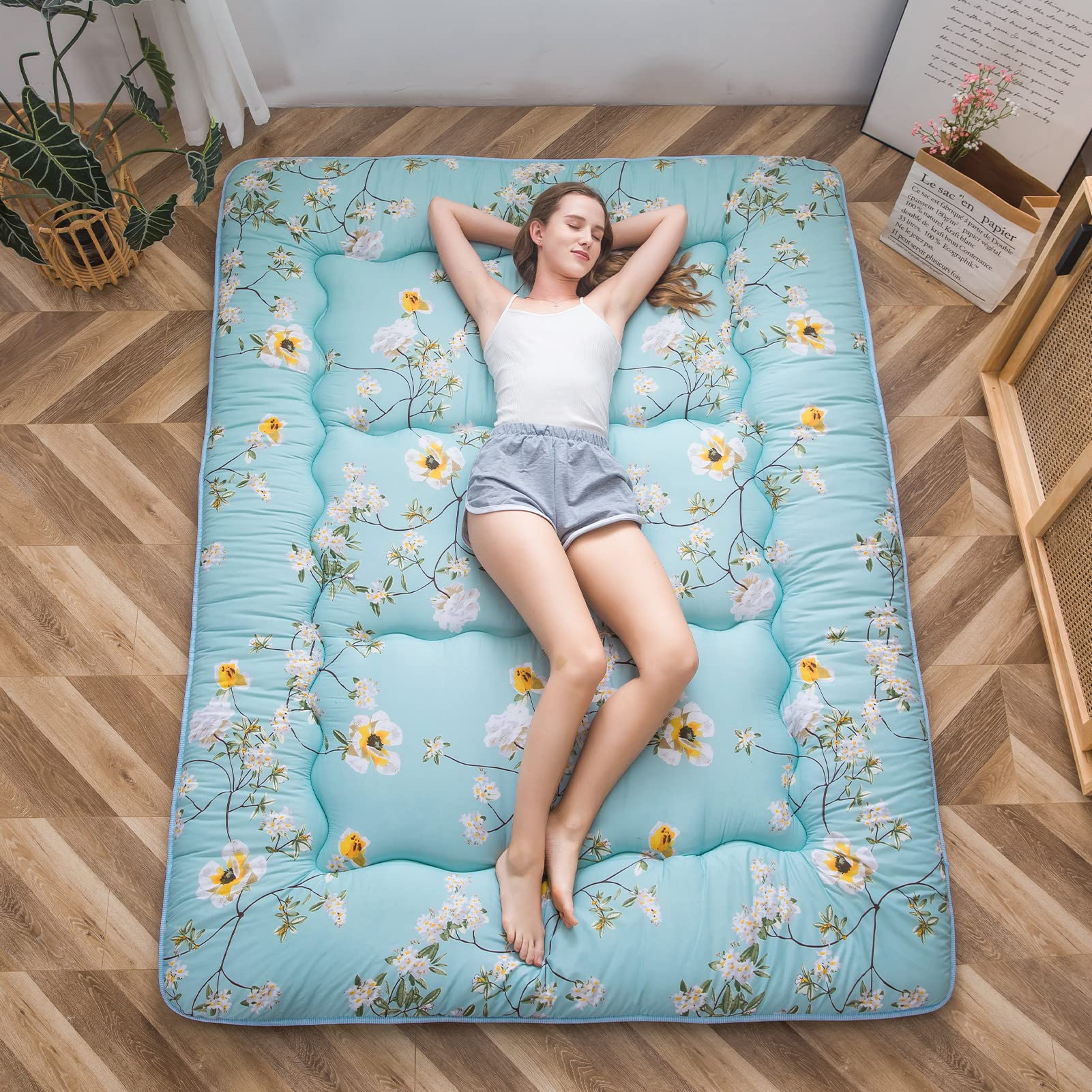 MAXYOYO Rustic Floral Korean Floor Mattress | Japanese Futon Mattress | Foldable Bed Roll for Camping & Home Use | Floor Lounger & Sofa Mattress Topper | Full Size - Perfect for Guest Beds, Camping Trips & Small Space Living