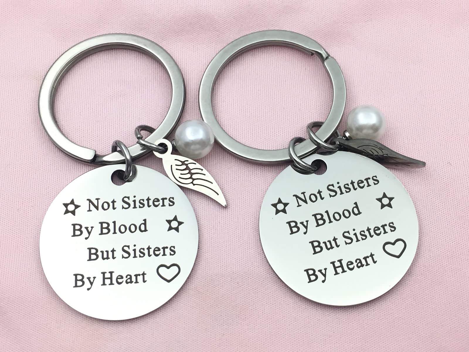 2pcs Friends Keychain for Women - Sisters by Heart Friendship Gifts, BFF Keyrings for Teen Girls, Christmas Birthday Graduation Gifts for Best Friend Female, Perfect for Everyday Carry and Special Occasions