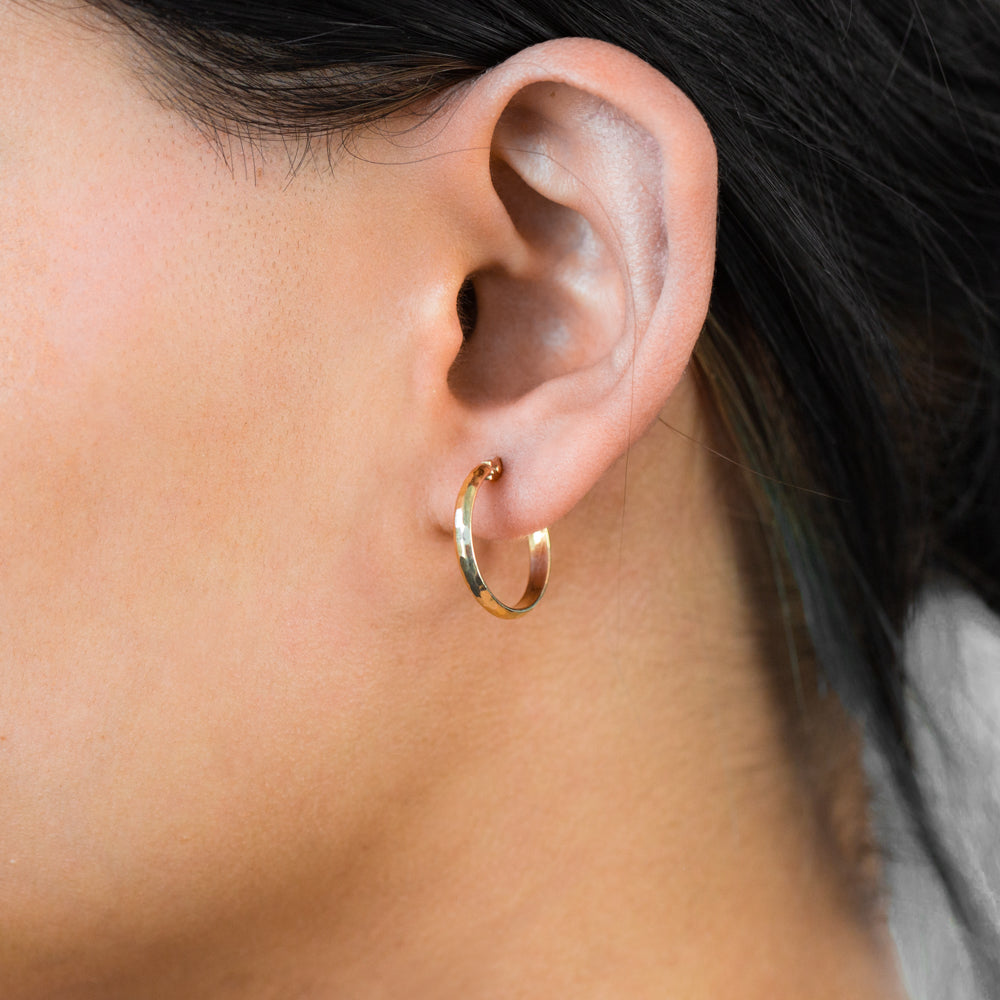9ct Yellow Gold 15mm Diamond Cut Hoop Earrings for Women - Elegant Everyday Jewelry for Work, Party & Special Occasions