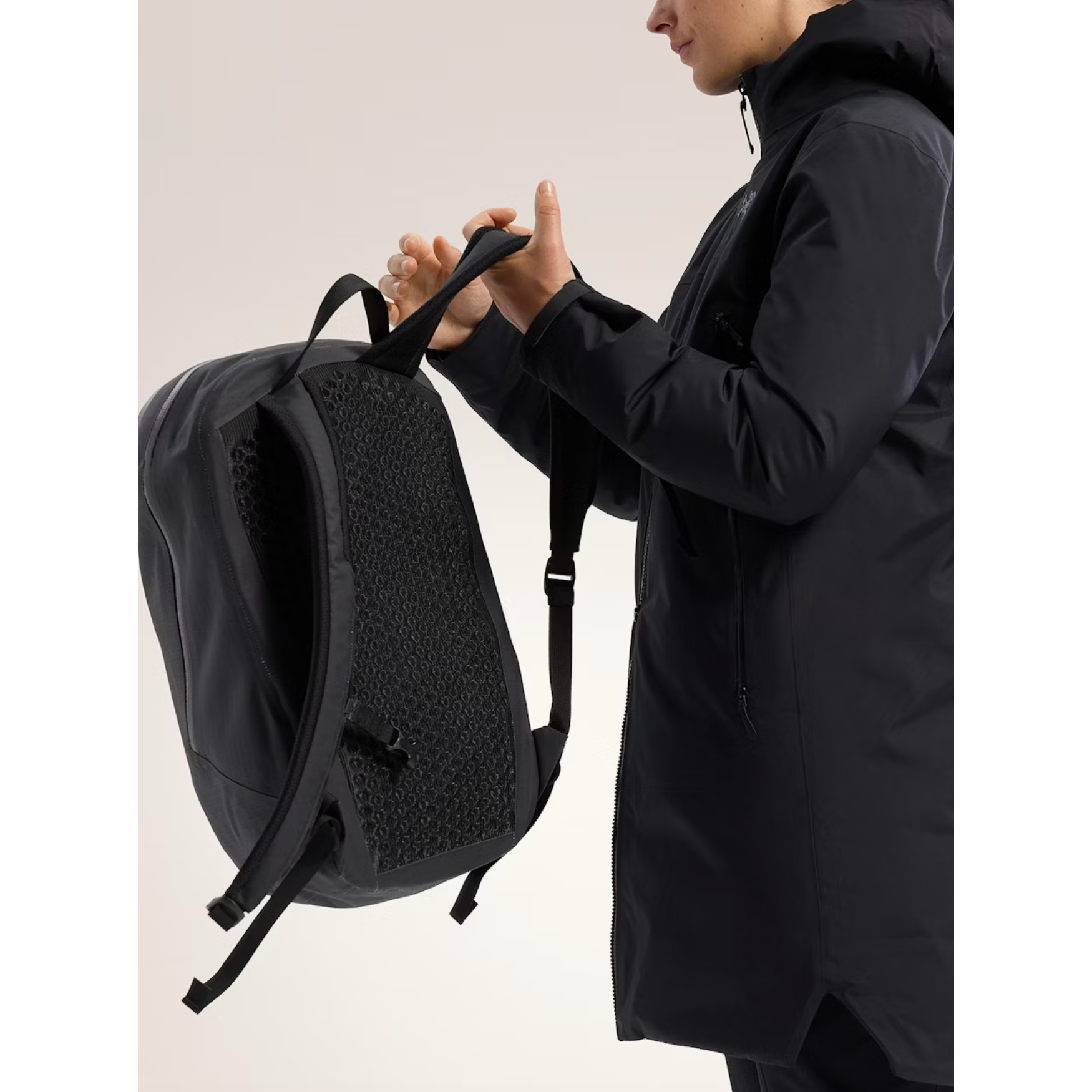 Arc'teryx Granville 16 Backpack - Lightweight Waterproof Laptop Backpack for Men & Women - Perfect for Commuting, Travel & Outdoor Adventures