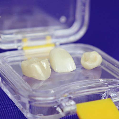 Dental Creations Wonderclasp Pillow Crown Storage Box - 100 Count Transparent Membrane Film Tooth Container with Secure Latch | Ideal for Dental Crowns, Bridges & Temporary Restorations | Perfect for Dentists, Labs & Home Dental Care