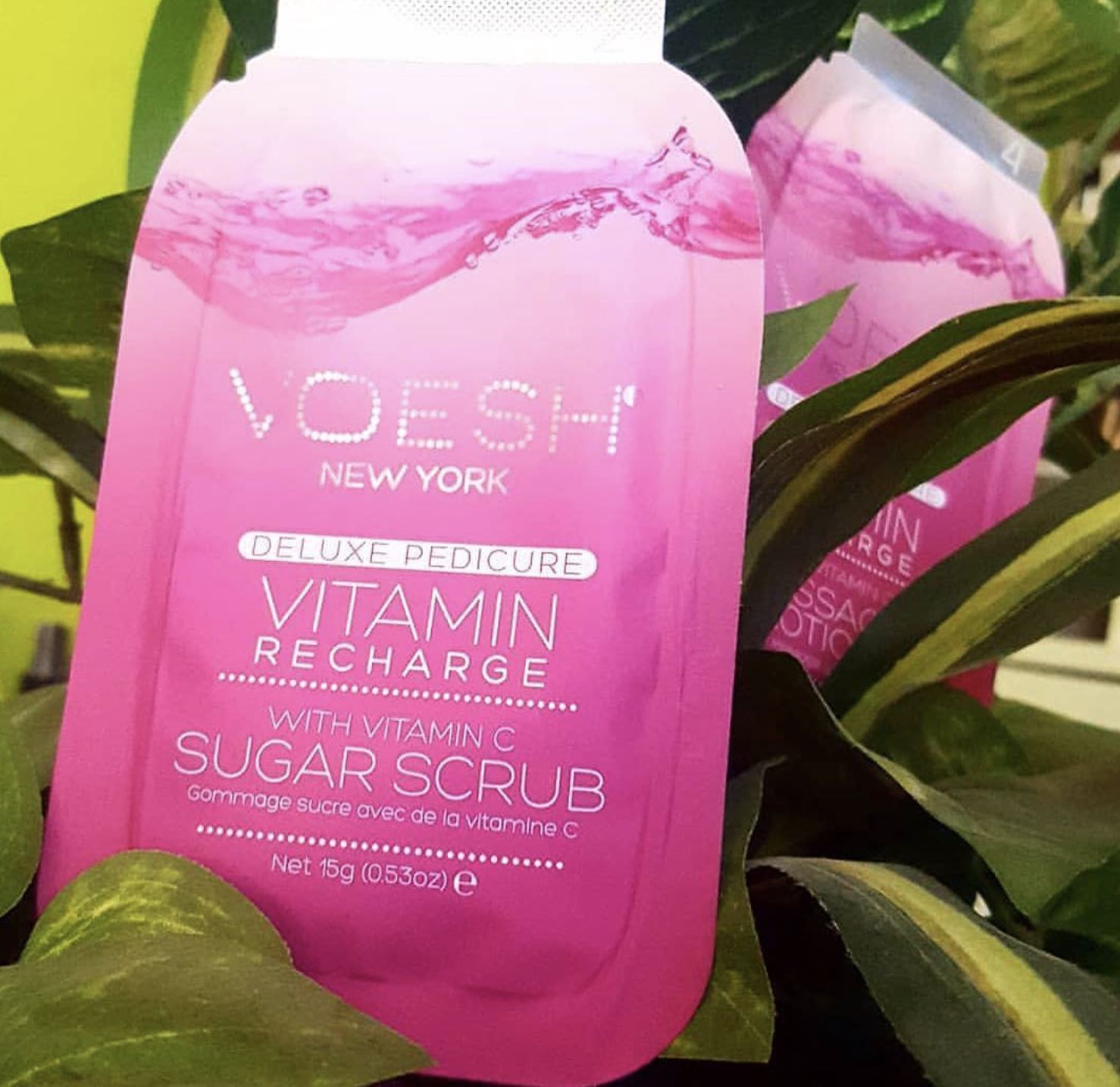 Voesh Pedi in a Box Vitamin Recharge Foot Treatment Kit - Exfoliating & Moisturizing Foot Care for Soft Smooth Feet - Perfect for At-Home Spa, Relaxation & Self-Care Routine