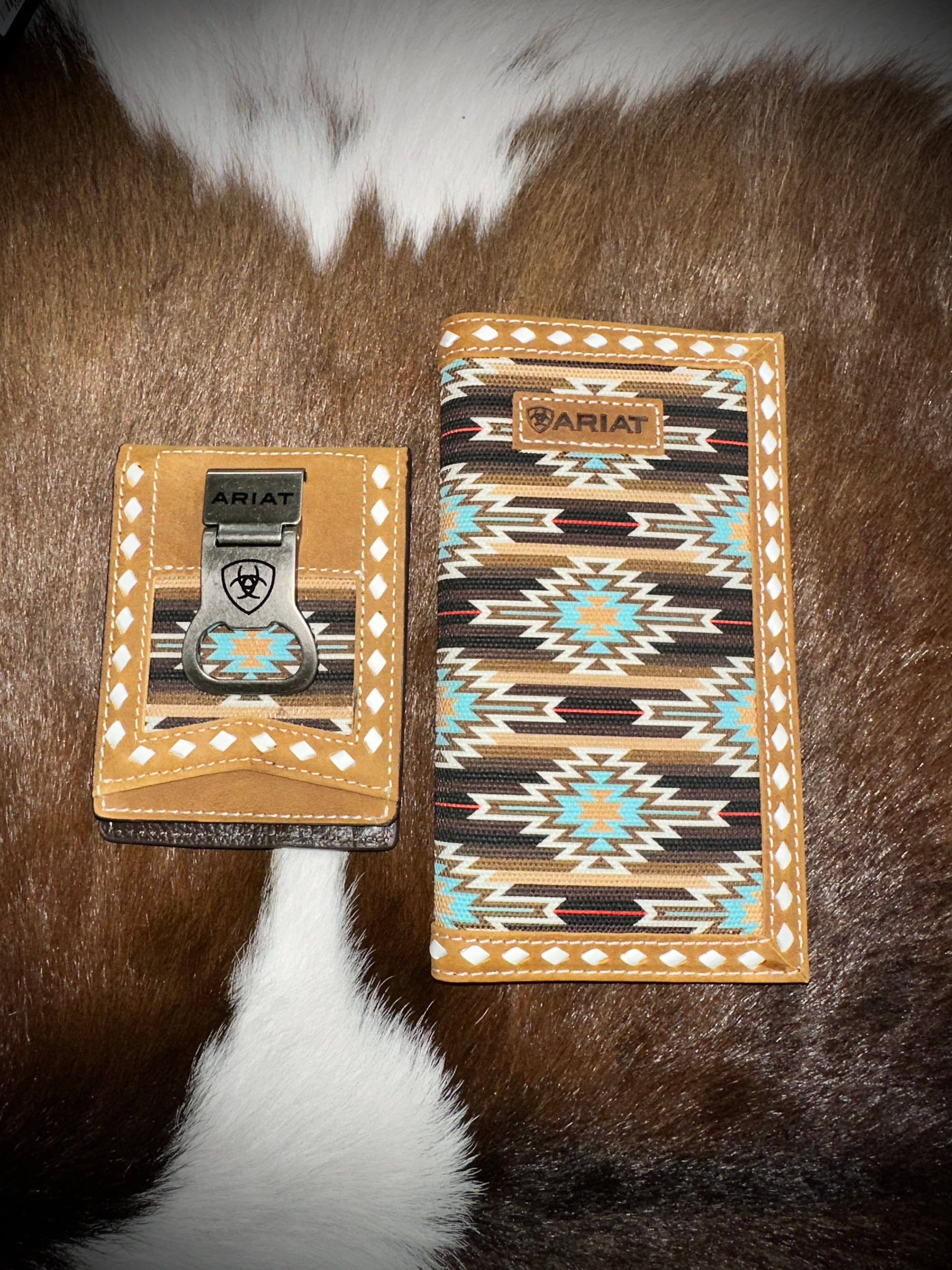 Ariat Aztec Tan Trim Genuine Leather Wallet for Men & Women - Stylish & Durable Bifold Wallet for Everyday Use, Travel & Outdoor Adventures