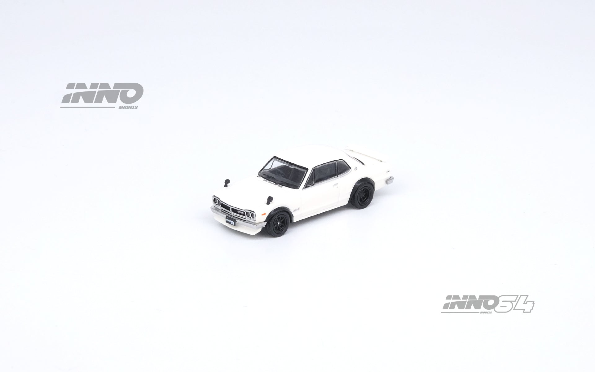 INNO64 1/64 Scale Diecast Nissan Skyline KPGC10 2000 GT-R White Model Car - Collectible Miniature Vehicle for Display, Racing Enthusiasts & Diecast Collections
