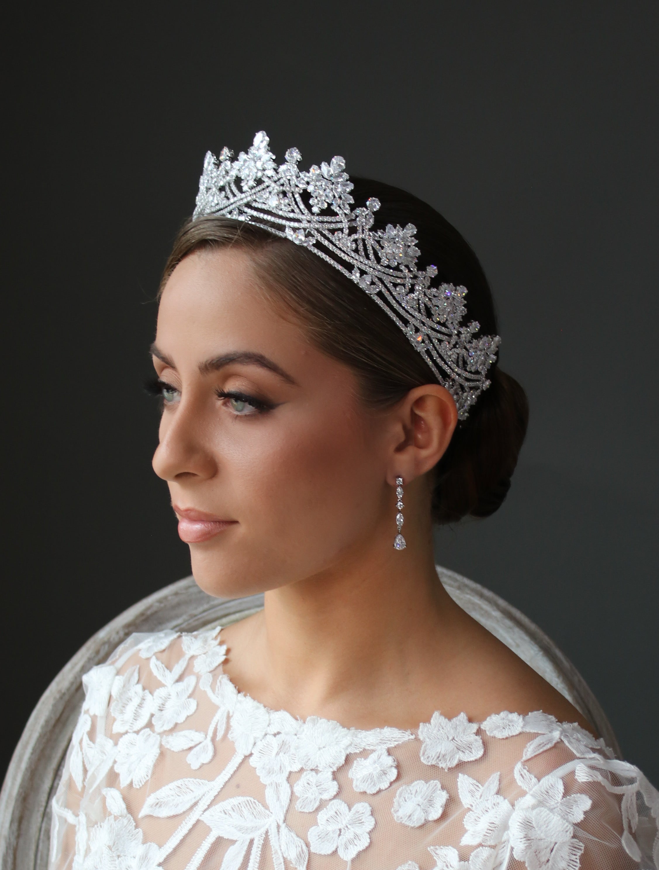 CRESSIDA Bridal Crown - Elegant Wedding Tiara for Bride, Bridesmaid, and Flower Girl - Perfect for Weddings, Prom, Pageants, and Special Occasions