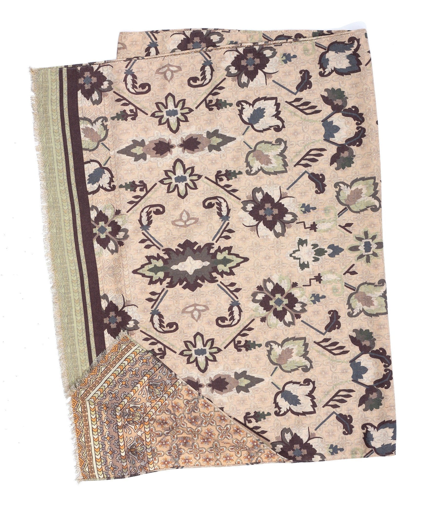 Bohemian Tapestry Wrap - Stylish & Versatile Scarf for Women - Perfect for Beach, Festival, Yoga & Home Decor