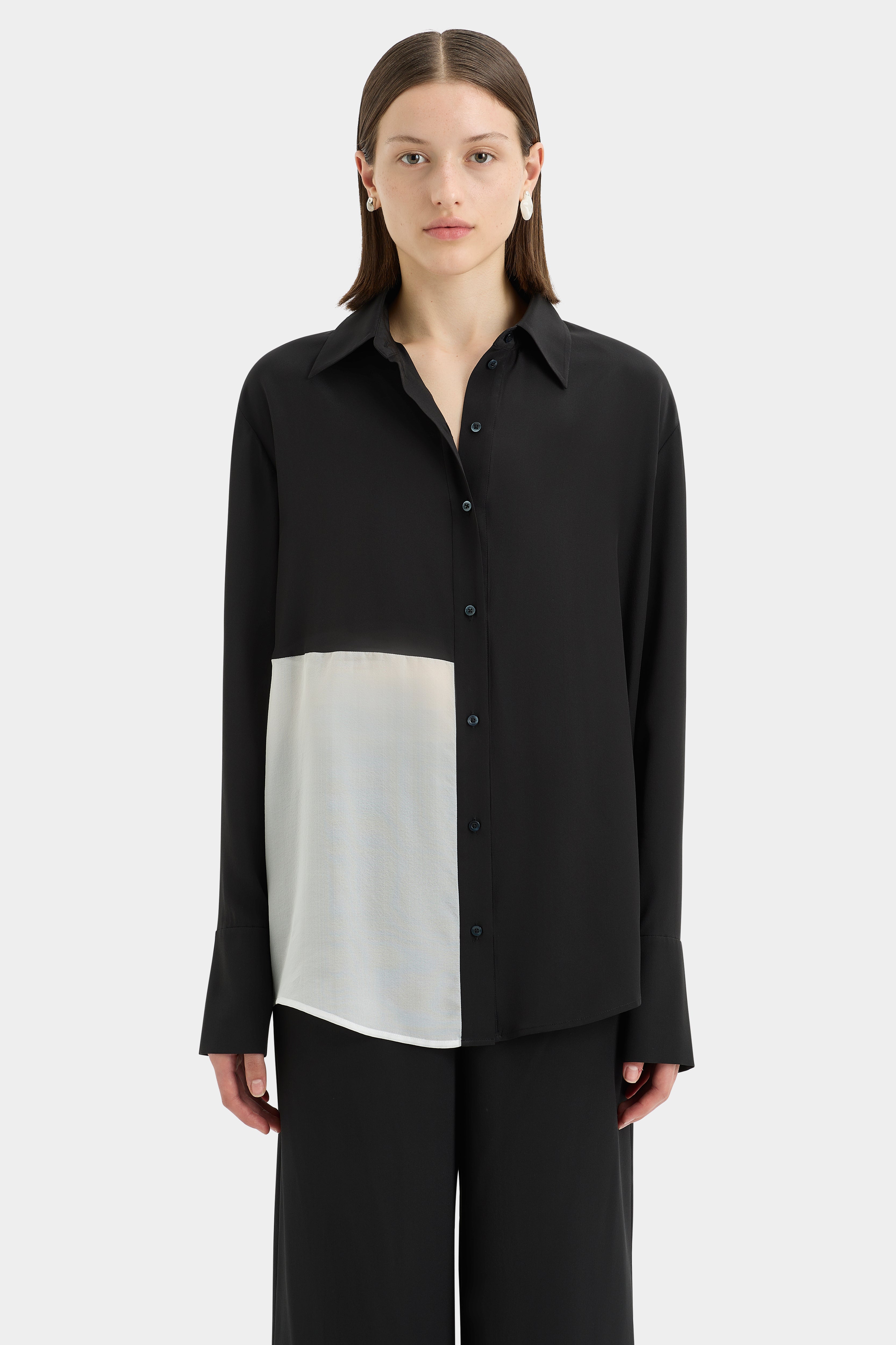 Adrienne Shirt Monochrome - Stylish Women's Casual Button-Up Top for Work & Everyday Wear