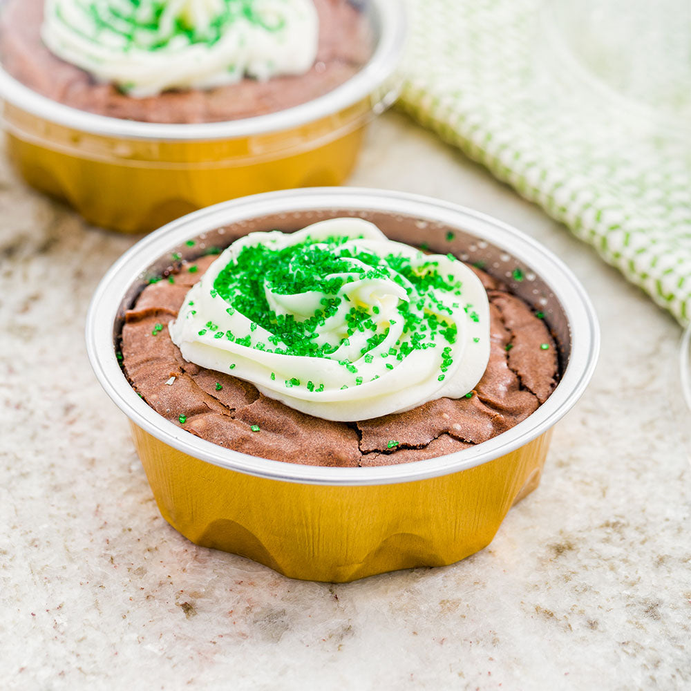 3 oz Round Gold Aluminum Baking Cups with Plastic Dome Lids - 3.25