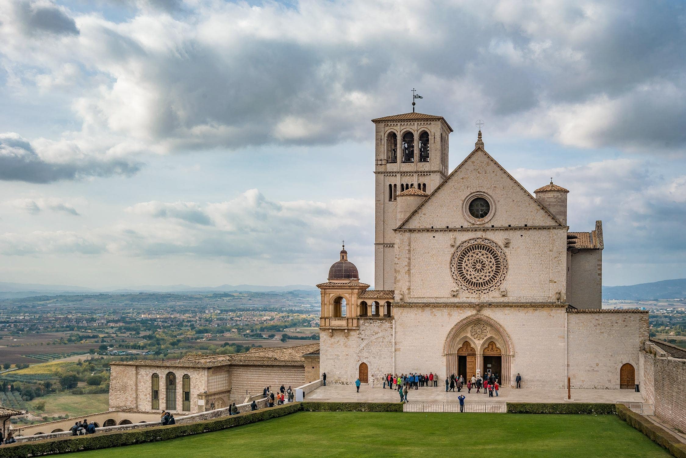 1000-Piece Wooden Puzzle - Assisi Basilica Italy | Educational Toy for Adults & Kids | Gift for Puzzle Lovers