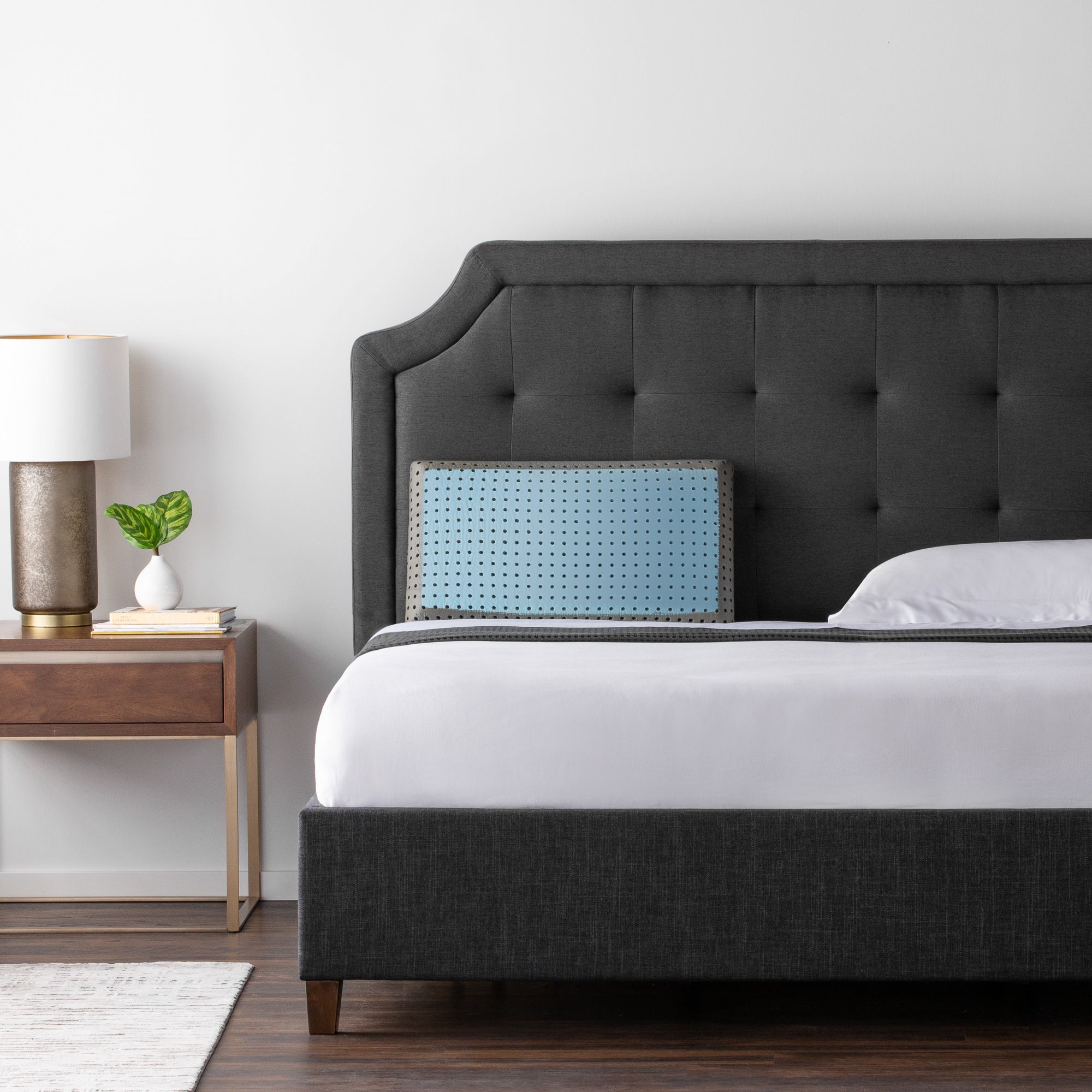 Malouf CarbonCool® + Omniphase® LT Cooling Pillow for Hot Sleepers - Breathable & Hypoallergenic Pillow for Side, Back & Stomach Sleepers - Perfect for Night Sweat Relief & Better Sleep