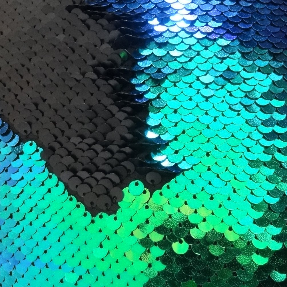 Magic Reversible Mermaid Sequins Throw Pillow Cover - 18x18 Inches, Green & Black Decorative Cushion for Sofa, Bed, Couch - Perfect for Home Decor, Gifts, and Kids' Rooms