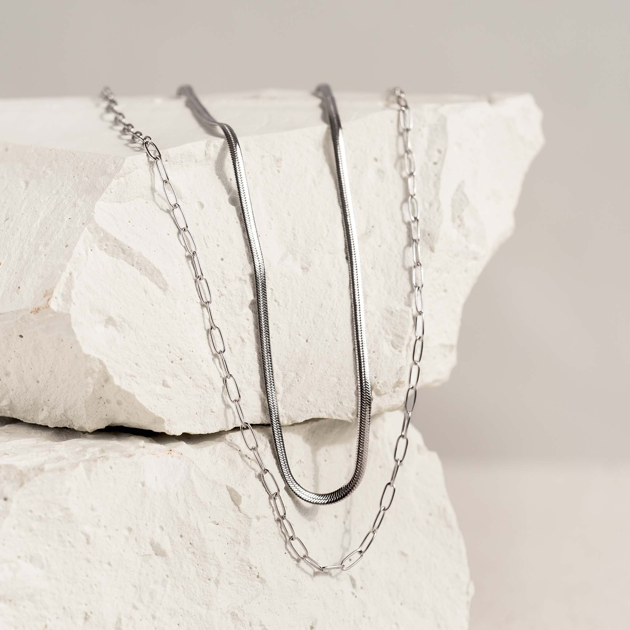 Elegant Silver Snake Chain Necklace for Women - Dainty & Hypoallergenic Jewelry Gift for Her - Perfect for Everyday Wear, Date Nights & Special Occasions