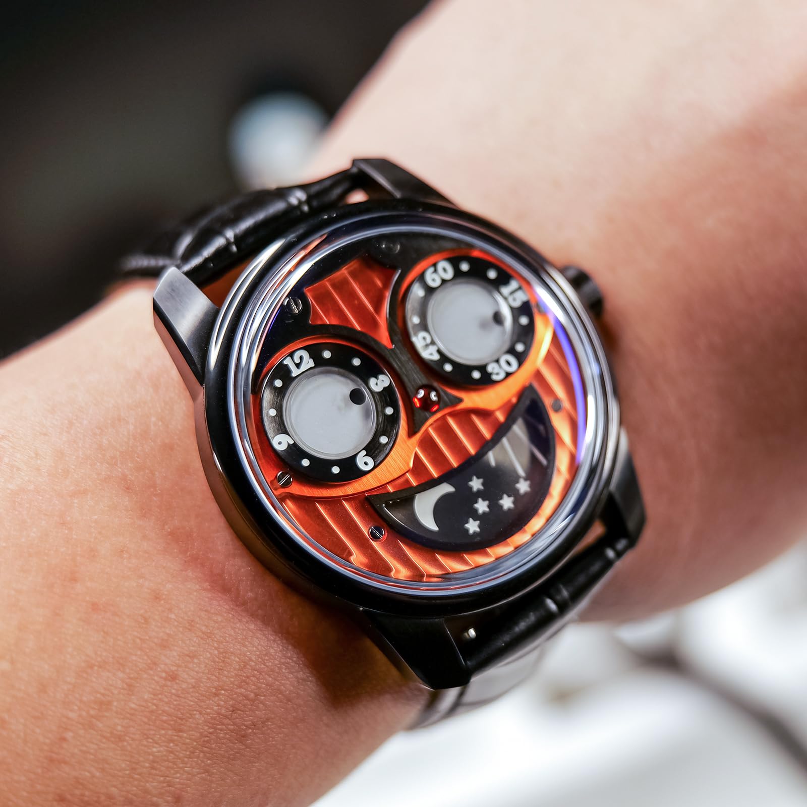 Men's Joker Themed Big Dial Mechanical Wristwatch - Leather Strap, Waterproof, Sporty Design - Perfect for Casual Wear, Cosplay & Gift Giving
