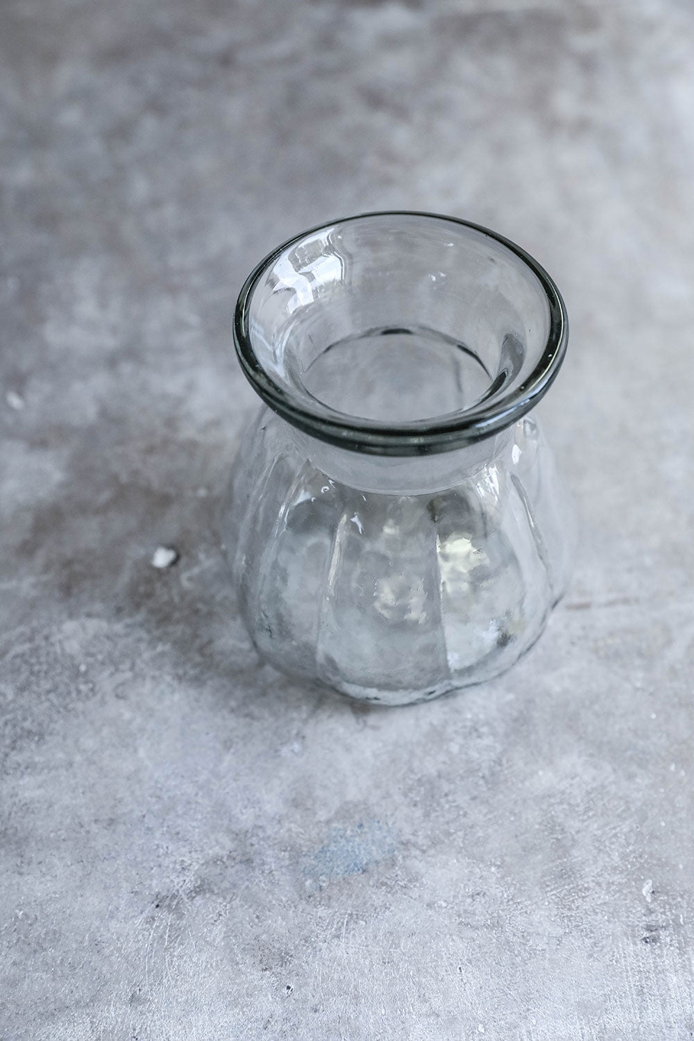 Eco-Friendly Small Recycled Glass Vase for Flowers - Perfect for Home Decor, Wedding Centerpieces & Gift Giving