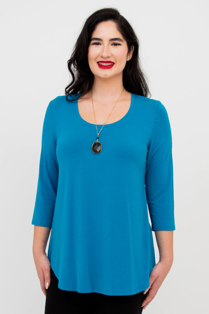 Jazz 3/4 Sleeve Women's Tops - Soft Bamboo Fabric, Flowy Wave Design for Casual Wear, Perfect for Summer Outfits & Beach Vacations