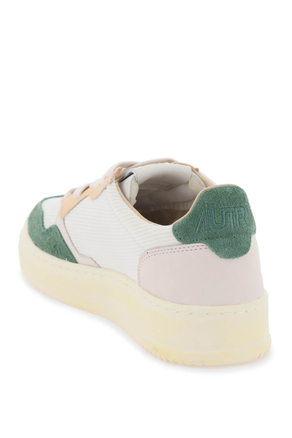 Autry Jeff Staple Medalist Sneakers - Men's & Women's Retro Running Shoes for Casual Wear, Gym & Street Style Fashion