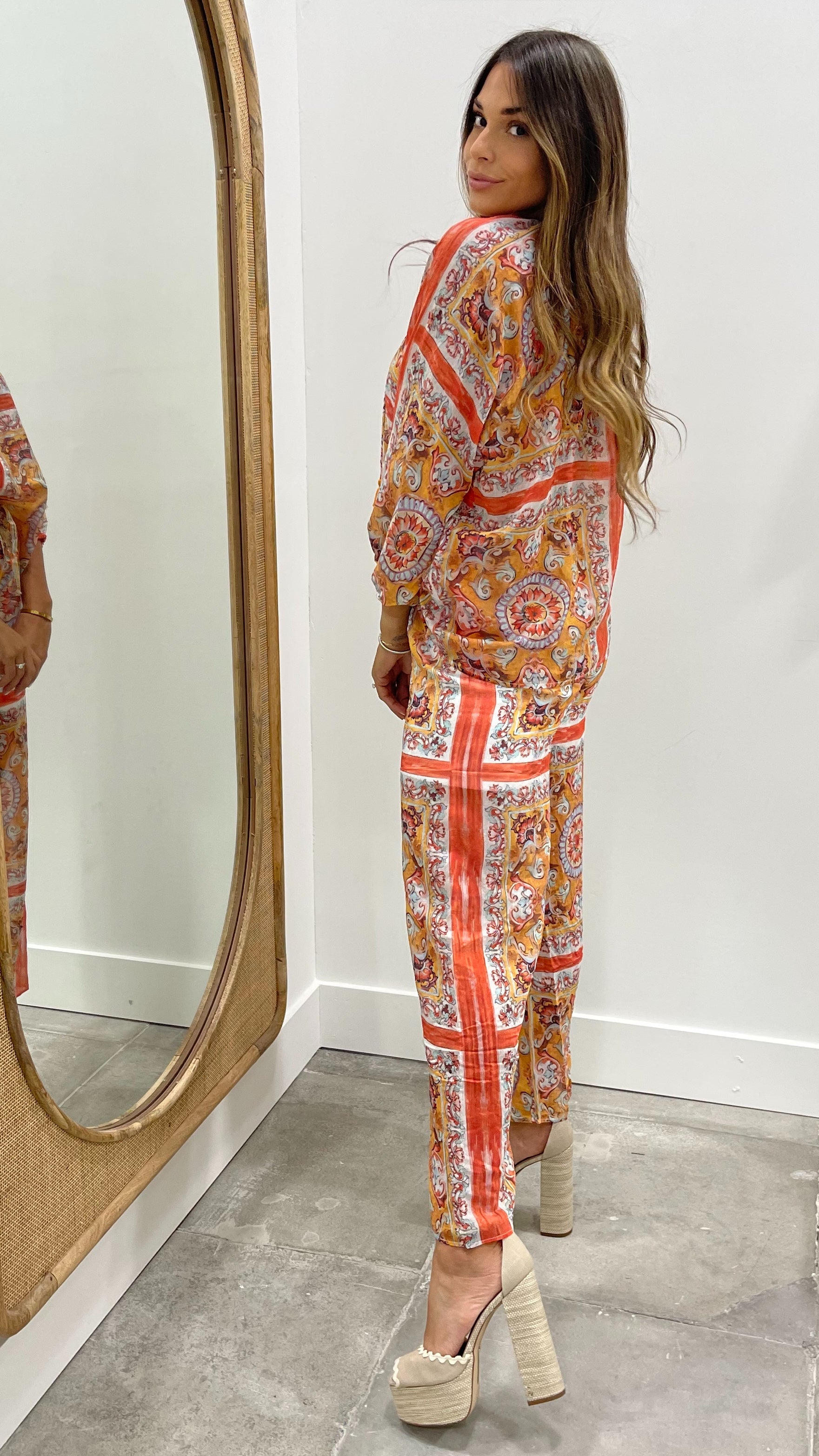 Stylish Orange Mix Scarf Print Balloon Sleeve Blouse for Women | Trendy Casual & Office Wear | Perfect for Fall Outfits and Holiday Parties