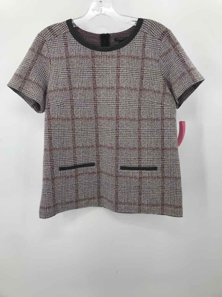 Pre-Owned Ann Taylor Red Blouse Size Medium - Perfect for Work, Office & Casual Wear | Vintage Women's Top