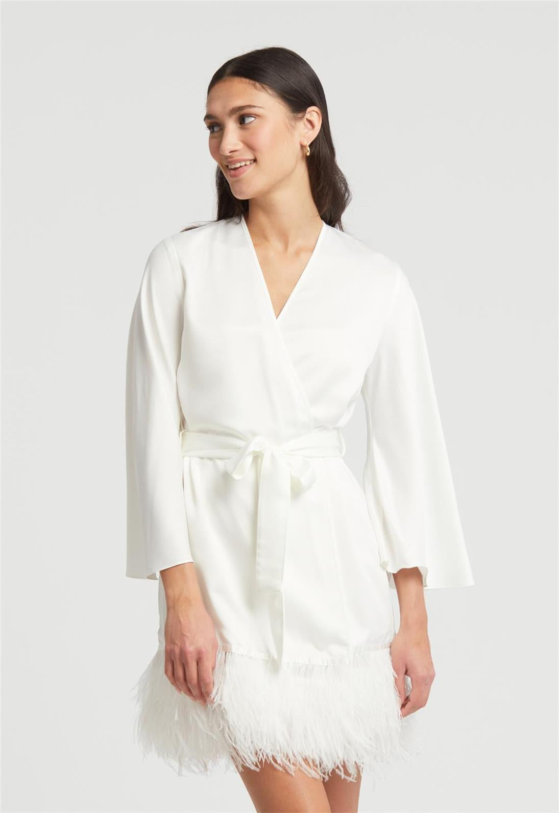 Elegant Swan Ivory Cover Up 8438 - Perfect for Beach, Pool, and Summer Outings