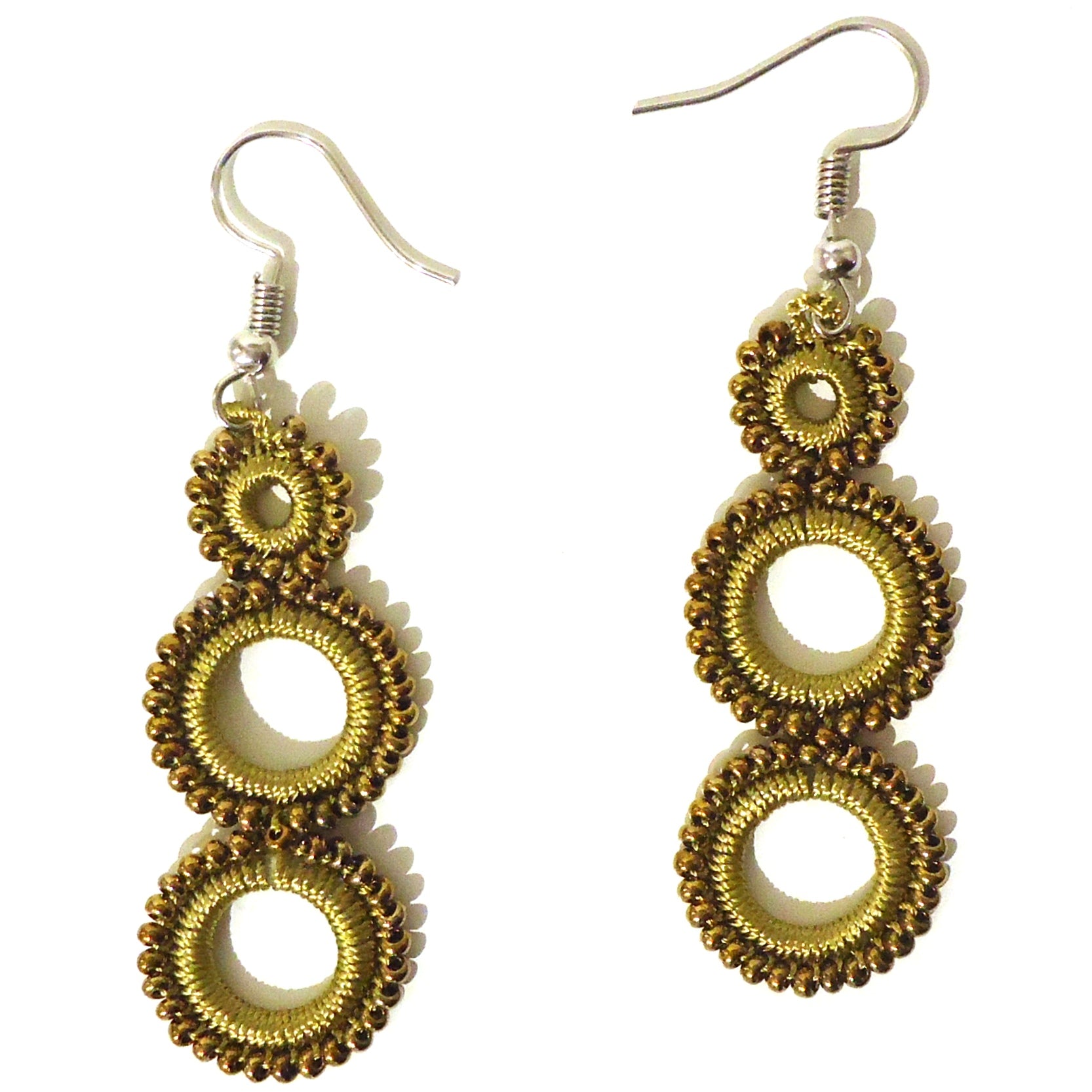 Elegant Gold Circle Earrings for Women - Trendy Hoop Earrings for Everyday Wear & Special Occasions