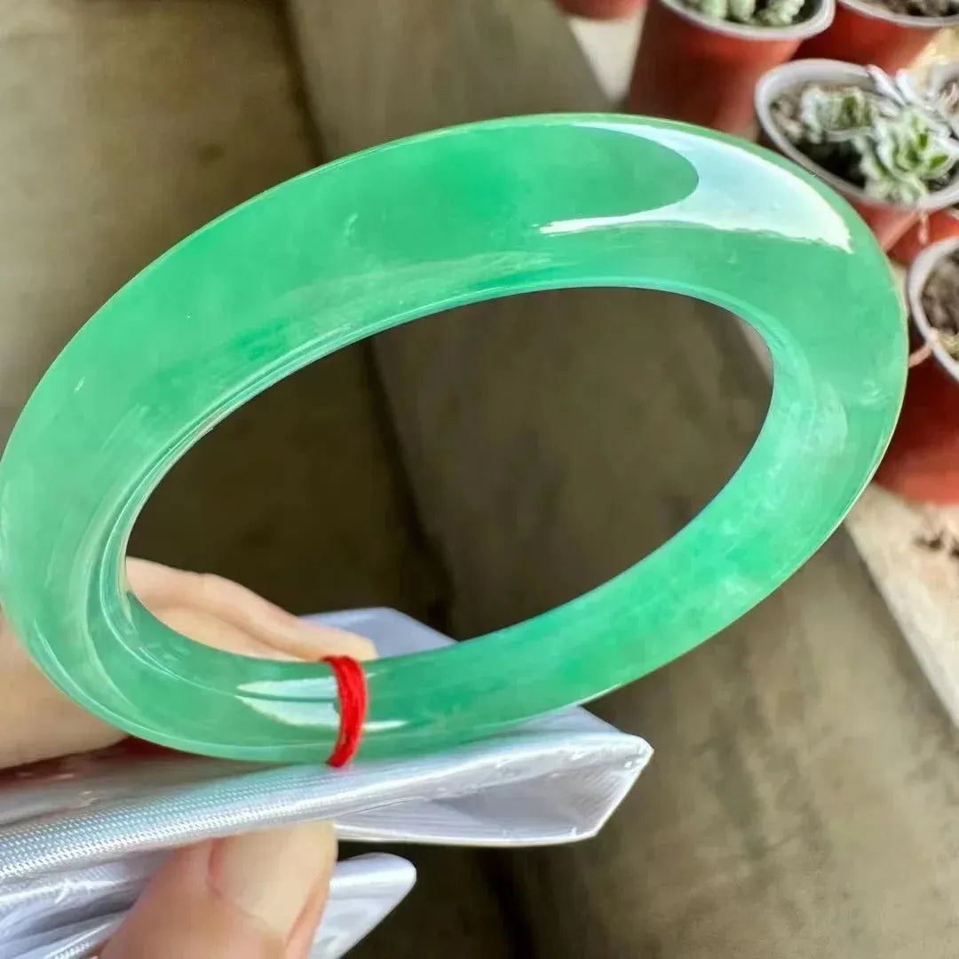 Natural Emerald Green Jade Bracelet - Handcarved Jadeite Bangle for Women - Rare & Fine Jewelry - Perfect for Gifts, Weddings & Special Occasions