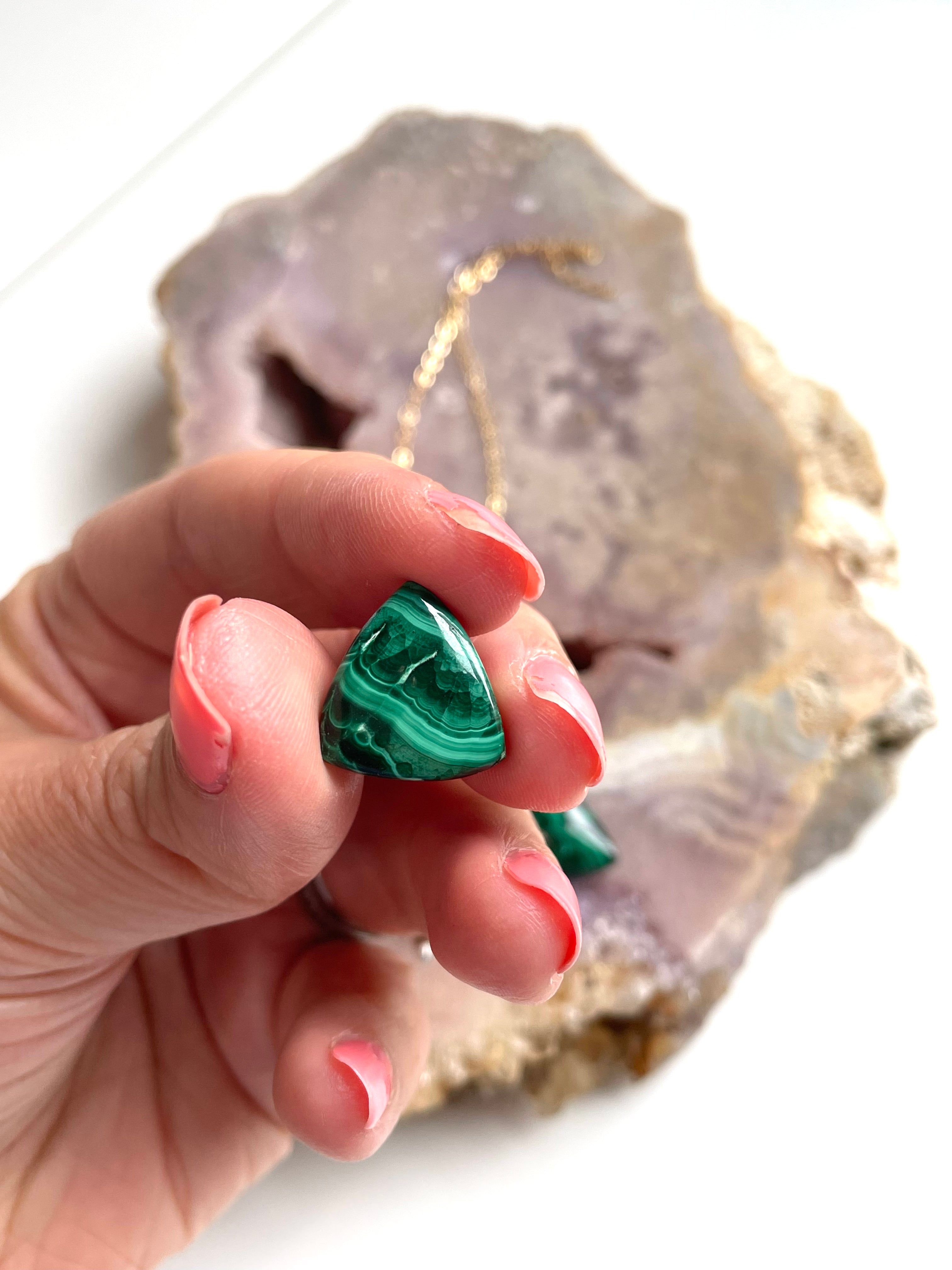 Natural Malachite Pendant Necklace for Women - Handmade Green Gemstone Jewelry - Perfect for Gifts, Meditation & Spiritual Healing