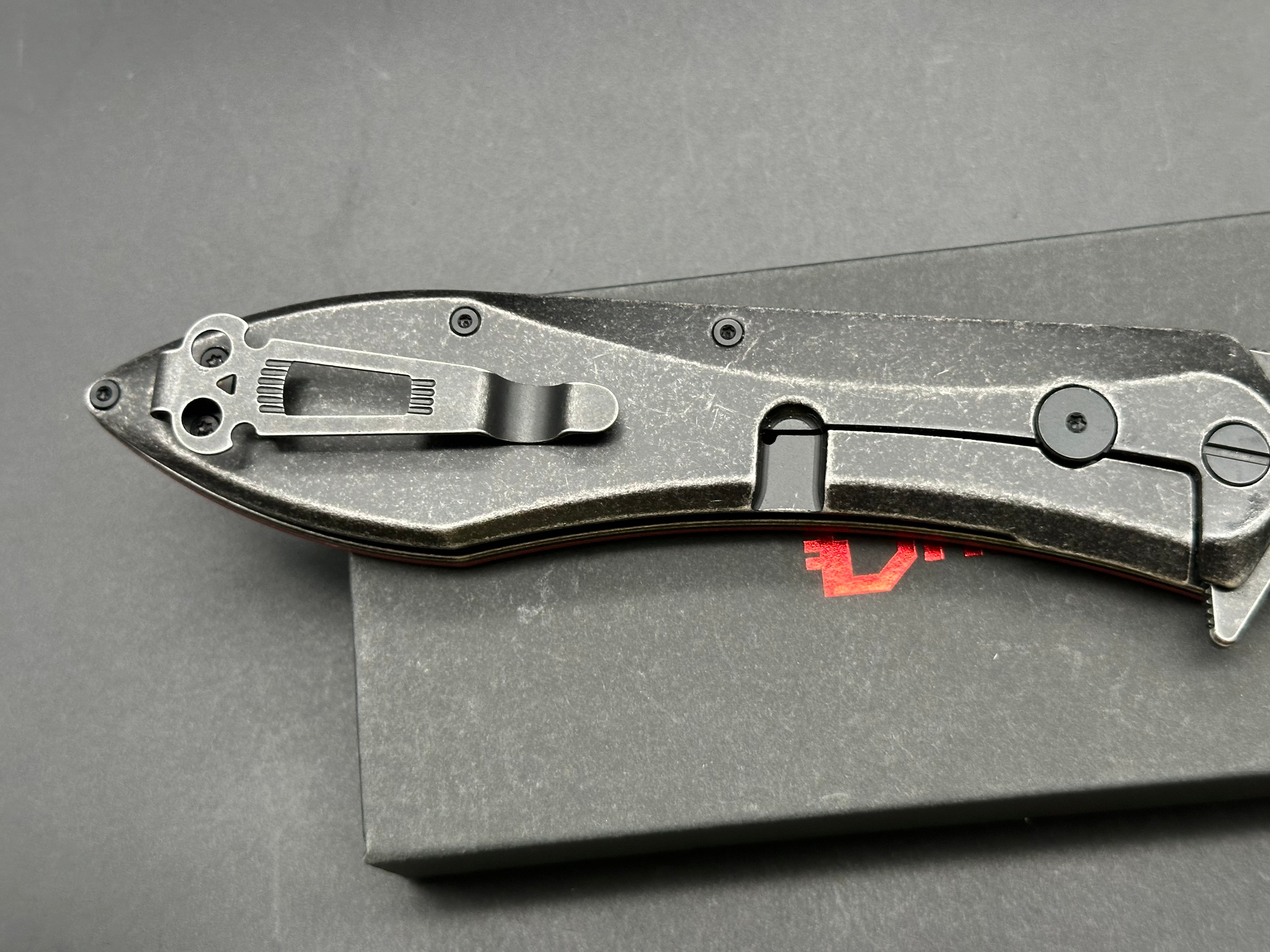 Daggerr Voron Frame Lock Folding Knife - Burgundy G10 Handle, 5.2
