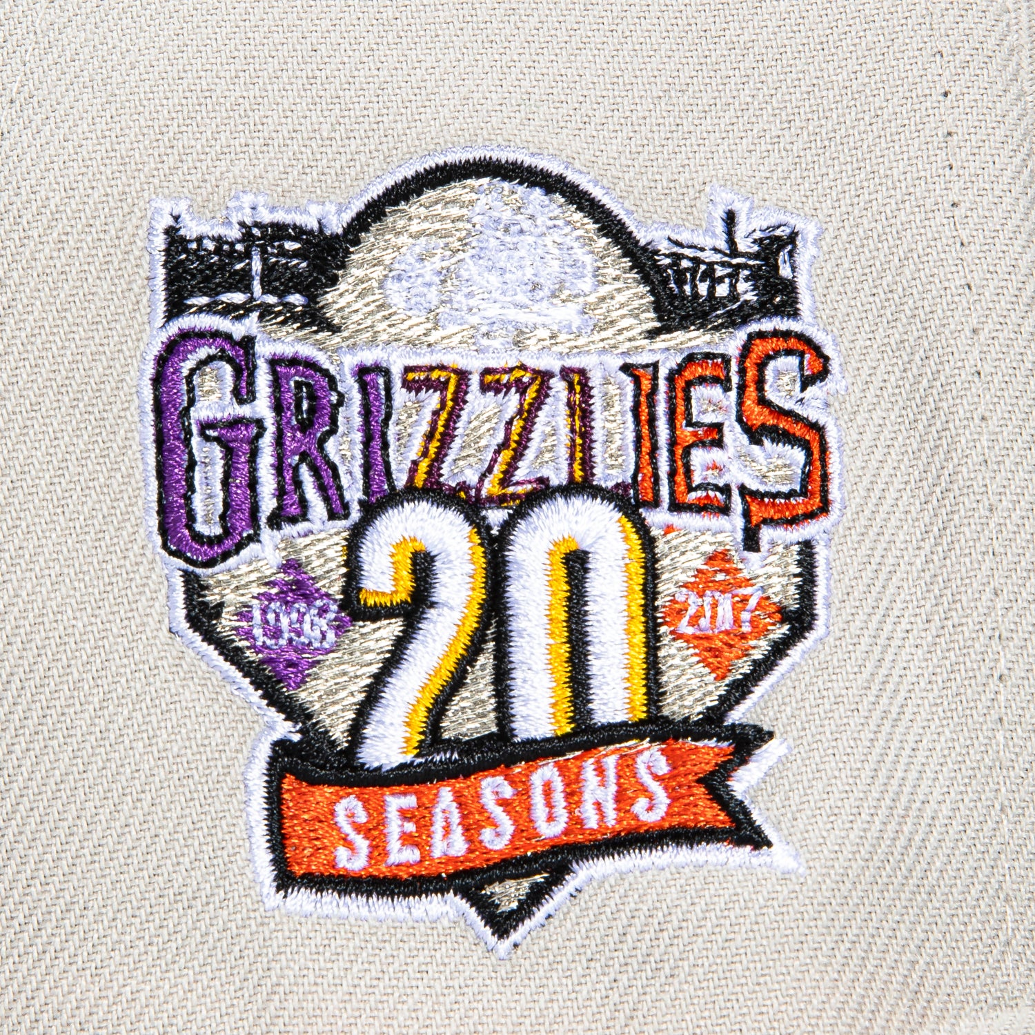 New Era 59Fifty Fresno Grizzlies 20th Anniversary Patch Snapback Hat - Stone & Black - Official MLB Baseball Cap for Men & Women - Perfect for Games, Collecting & Streetwear Fashion