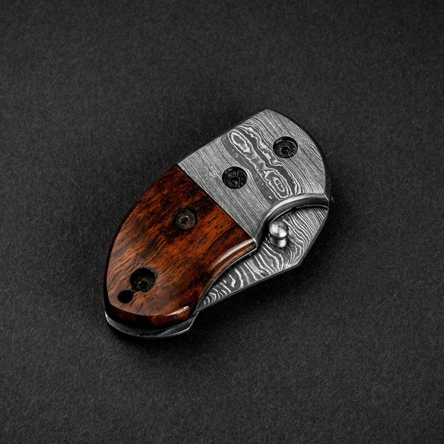 Premium Damascus Steel EDC Folding Pocket Knife - Tactical Outdoor Camping, Hiking & Survival Gear - Perfect for Everyday Carry, Hunting & Bushcraft
