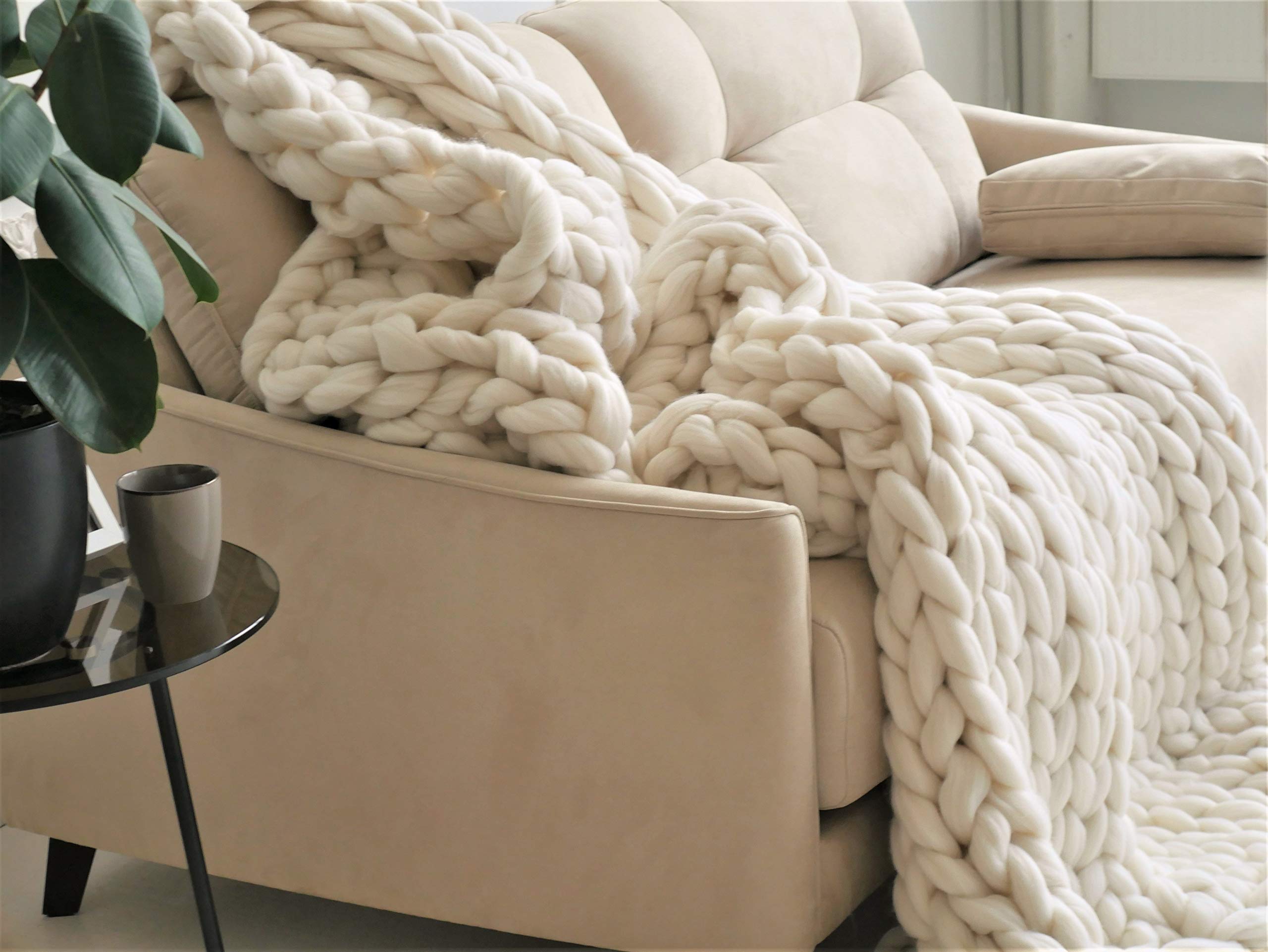 Woolexperts Chunky Knit Merino Wool Blanket - Extra Large Soft Throw Blanket for Couch, Bed & Winter Warmth - Cozy Home Decor Gift