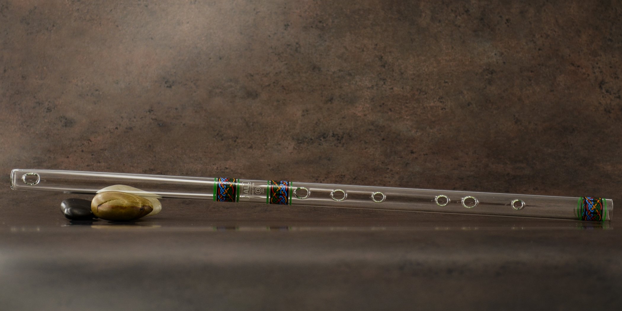 Hall Crystal Flute 12293 - Professional D Key Inline Glass Flute for Celtic Music - Perfect for Performances, Studio Recording & Traditional Irish Sessions