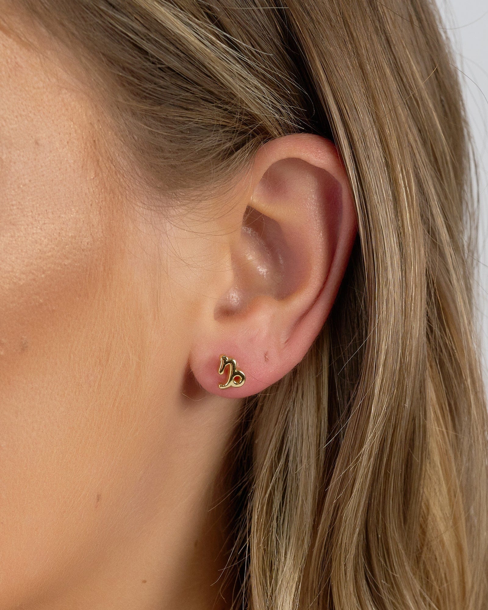 Izoa Capricorn Zodiac Sign Gold Stud Earrings - Perfect for Birthdays, Gifts & Astrology Lovers