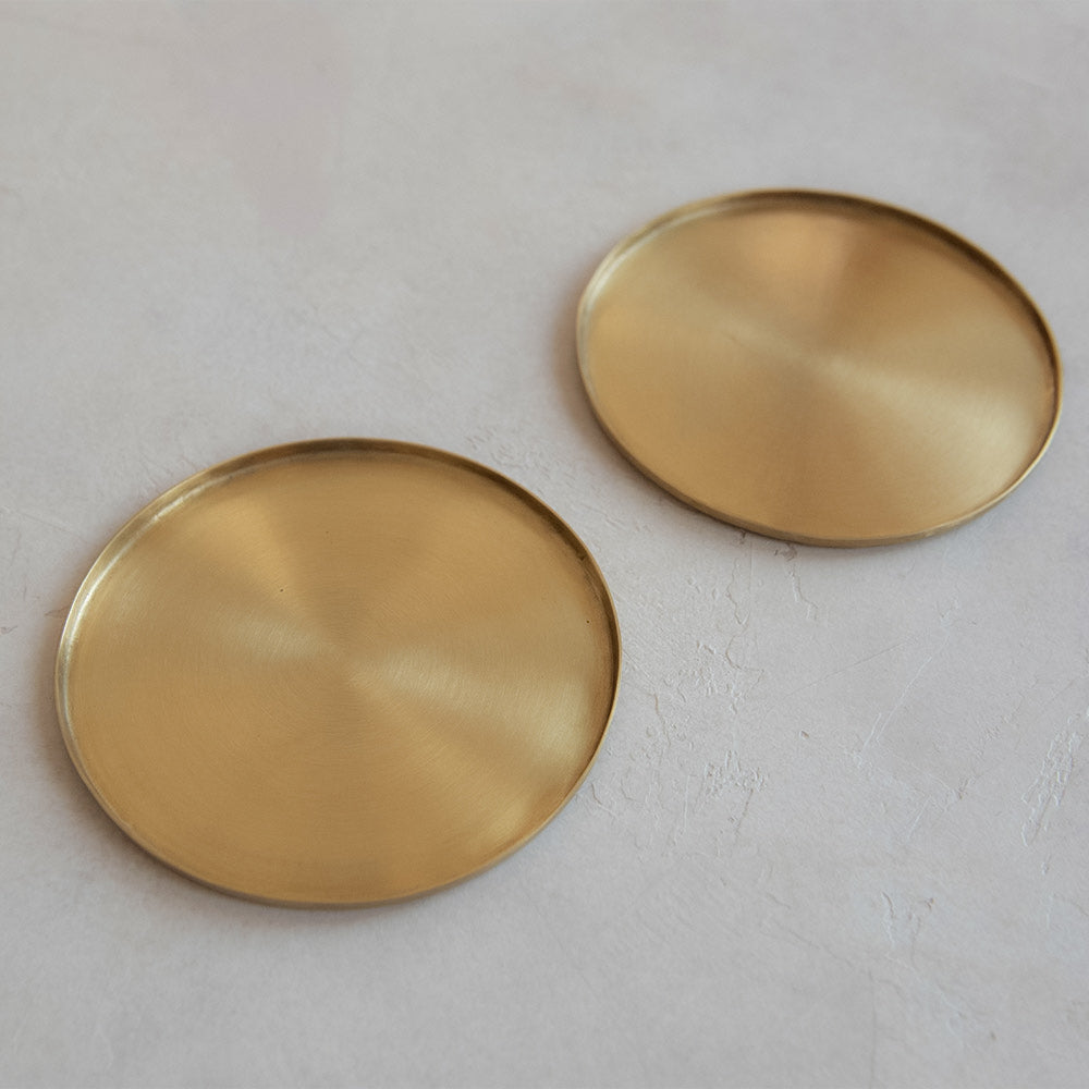 Handcrafted Brass Tray - Small Decorative Serving Dish for Jewelry, Keys & Home Decor | Perfect for Dining Table Centerpiece, Bathroom Organizer & Gift Giving