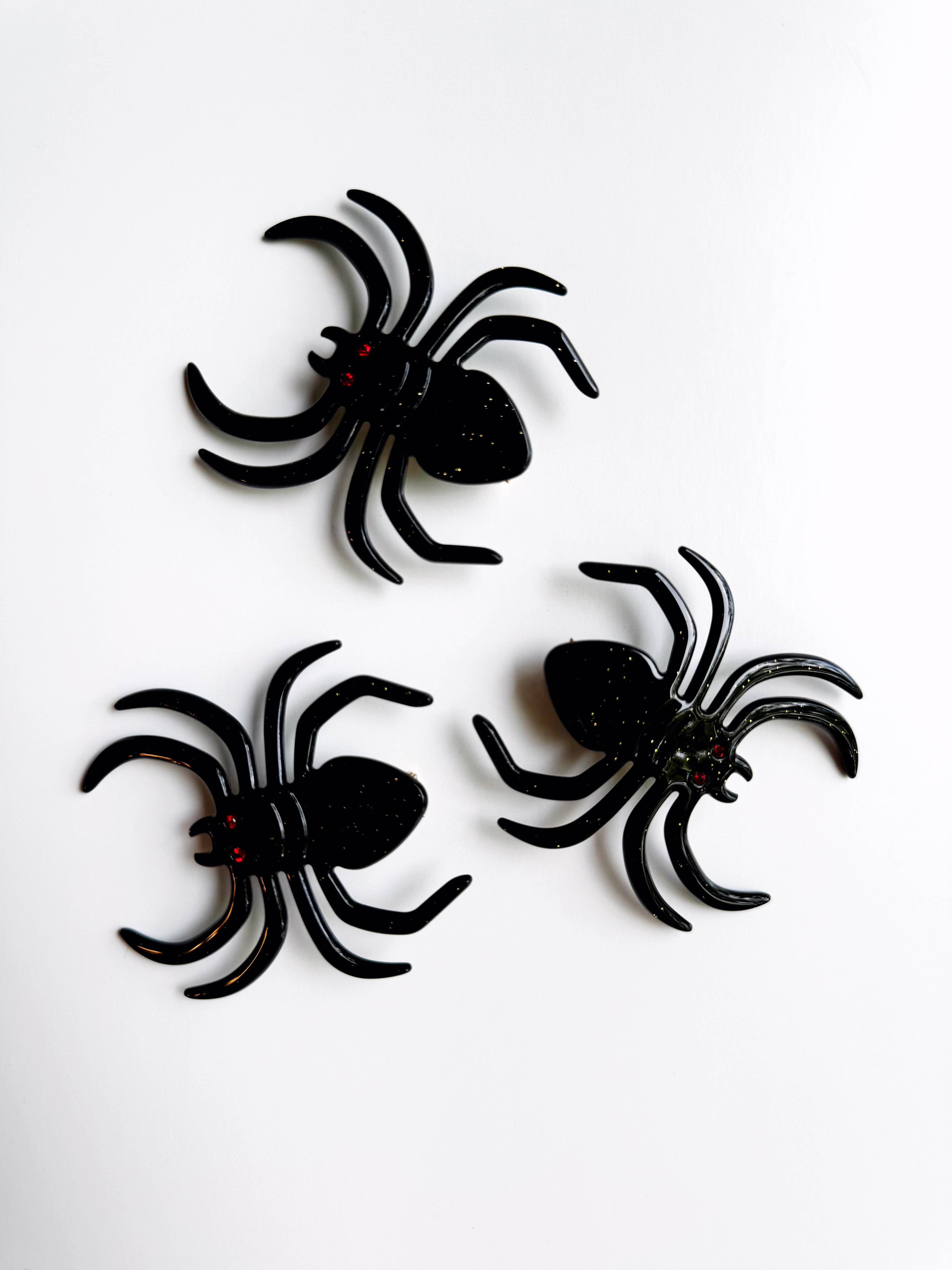 Web Crawler Hair Clip - Secure & Stylish Hair Accessory for Women & Girls - Perfect for School, Work, Parties & Everyday Use