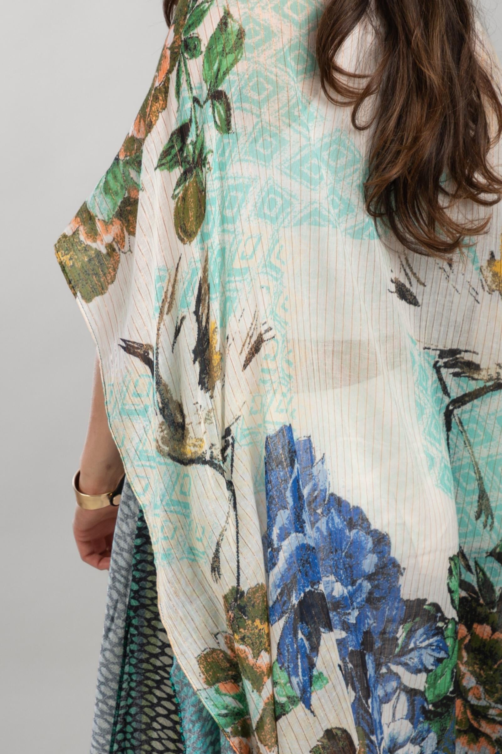 Elegant Floral Print Kimono Robe for Women - Lightweight Summer Cover Up - Perfect for Beach, Pool, or Lounge Wear