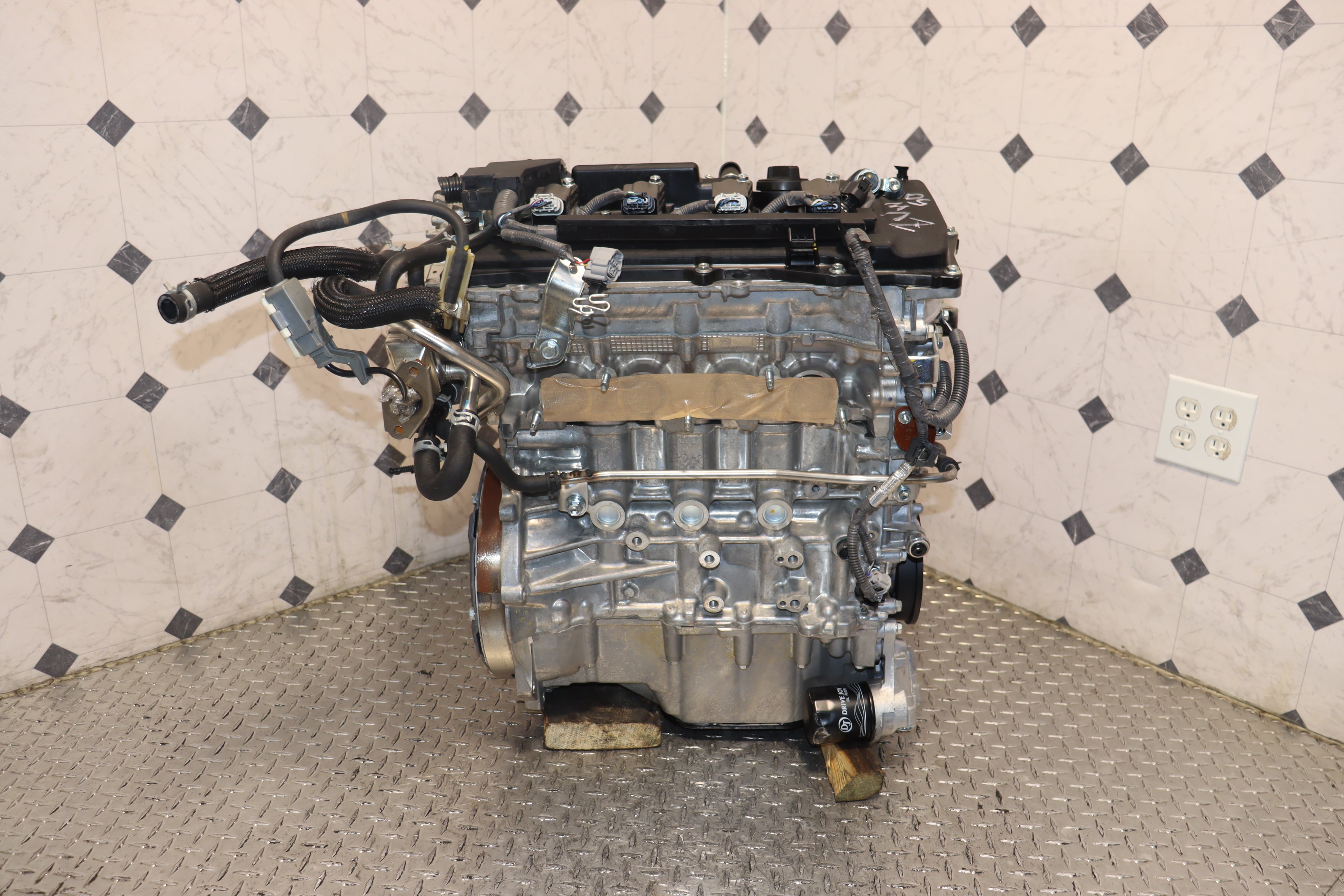 JDM 2ZR-FXE 1.8L 4-Cylinder Hybrid Engine for 2016-2021 Toyota Prius (4th Gen) - Perfect Replacement for Hybrid Vehicle Maintenance & Performance Upgrades