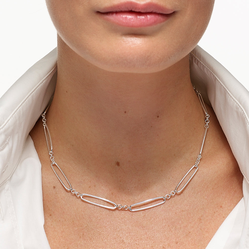 Silver Wire Paperclip Chain Necklace - Elegant Layering Jewelry for Women, Perfect for Office Wear & Everyday Fashion Accessories