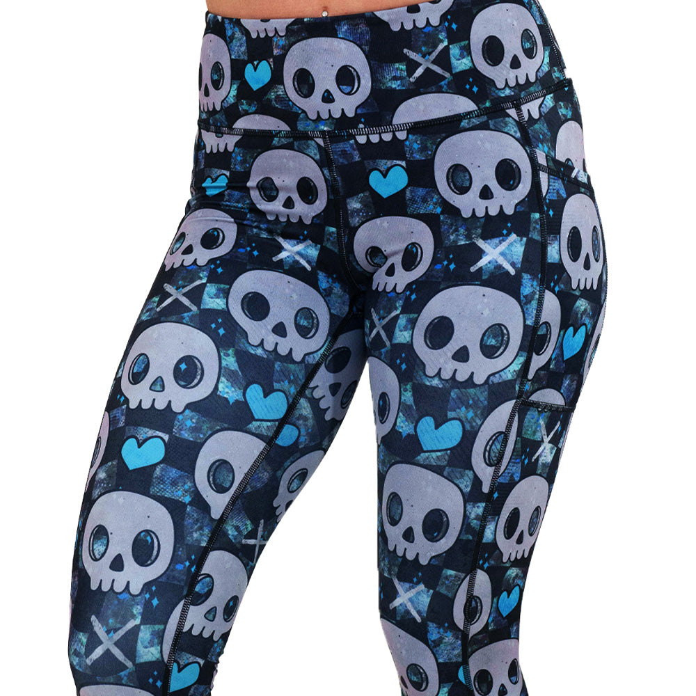 Emo Skulls Print Leggings for Women - Gothic Punk Rock Style Yoga Pants - Perfect for Halloween, Concerts & Alternative Fashion