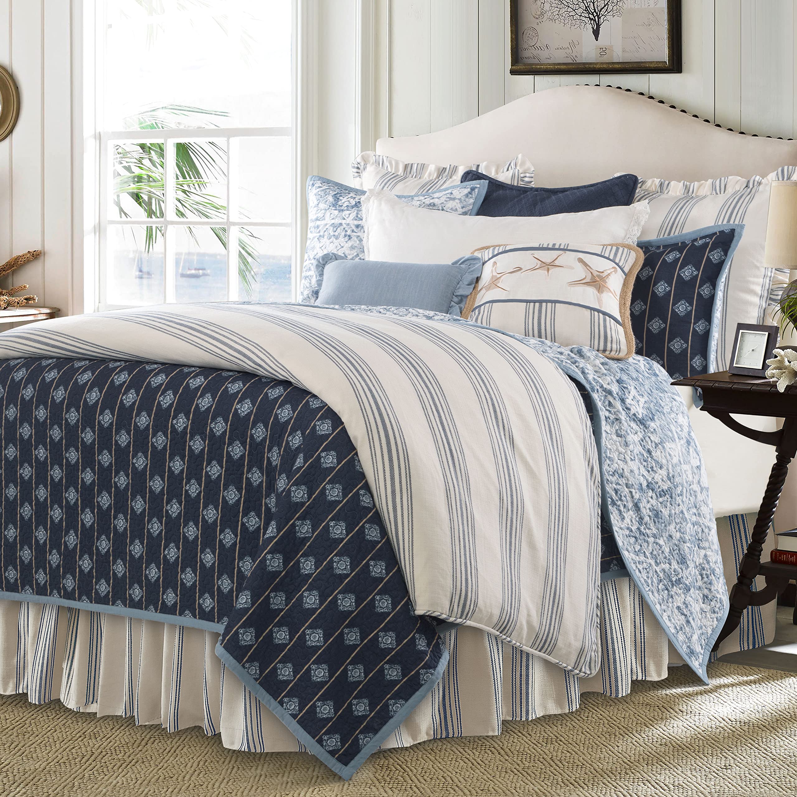 Premium Skyler 2-Piece Reversible Cotton Quilt Set with Pillow Shams - Twin Size Blue Medallion Striped Coastal Bedding | Luxury Quilt & Pillowcase for Guest Rooms, Beach Houses & Coastal-Themed Bedrooms