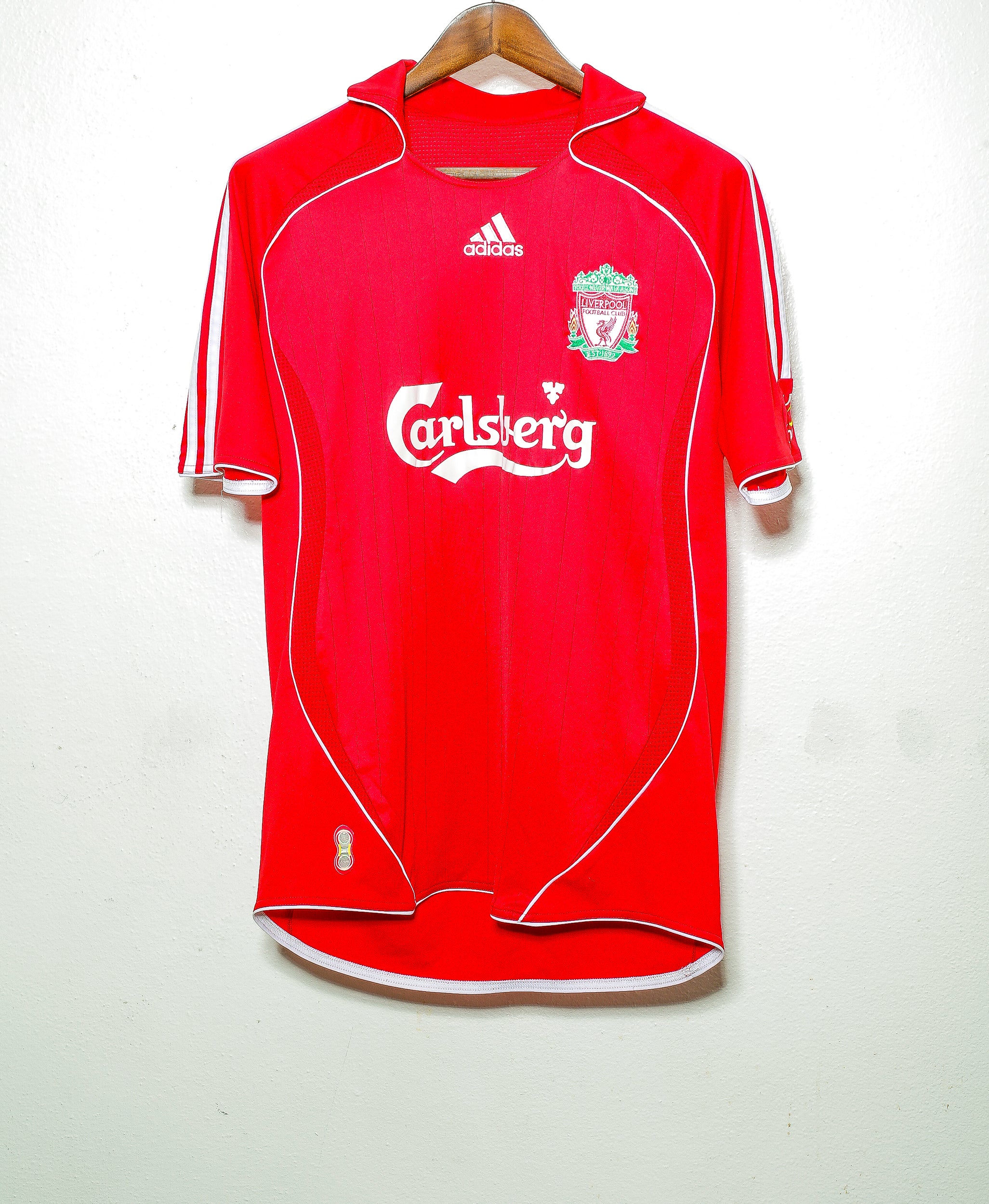 2006 Liverpool FC Home Jersey #8 Steven Gerrard - Men's Authentic Football Shirt for Matchday & Fan Collection