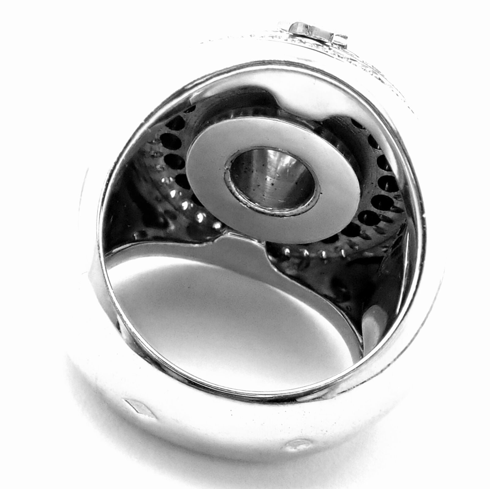 Authentic Chanel Comete Star 18k White Gold Diamond Large Spinning Dome Ring for Women - Luxury Jewelry Gift for Anniversary, Birthday & Special Occasions