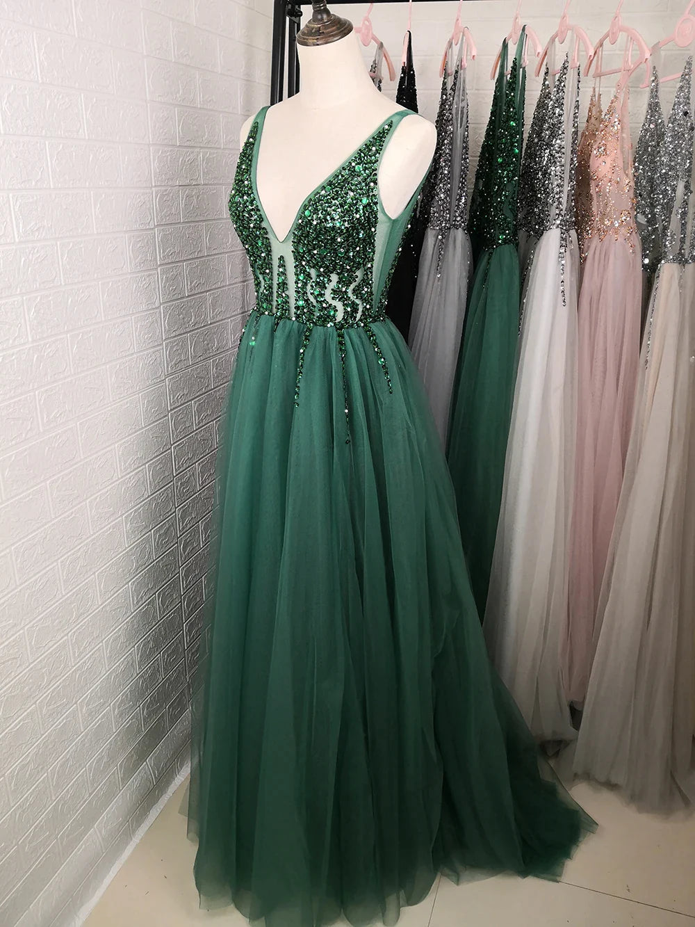 Elegant Light Gray Beaded Prom Dress with V-Neck, High Slit & Sweep Train - Sleeveless Backless A-Line Evening Gown for Homecoming, Formal Dances & Special Occasions
