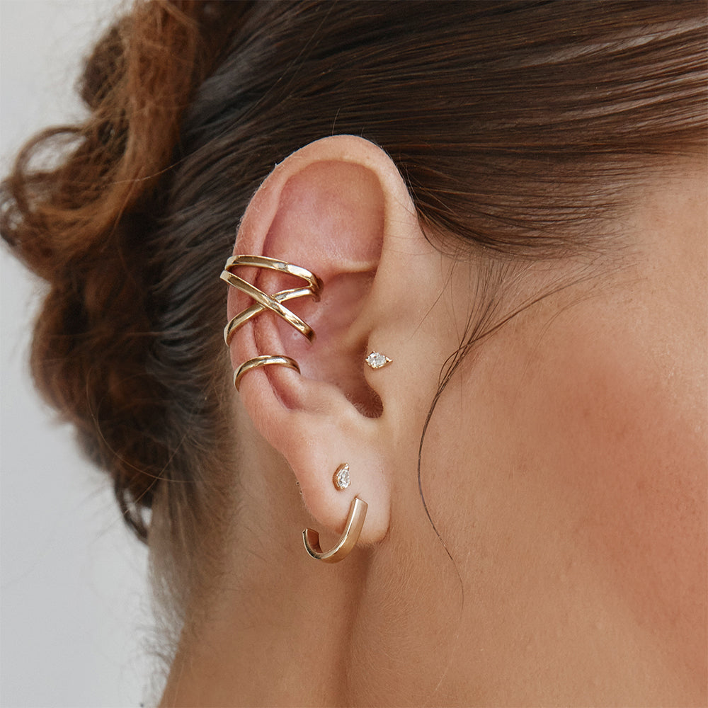 Gold Criss Cross Single Ear Cuff - Elegant Cartilage Earring for Women - Perfect for Parties, Weddings & Everyday Wear