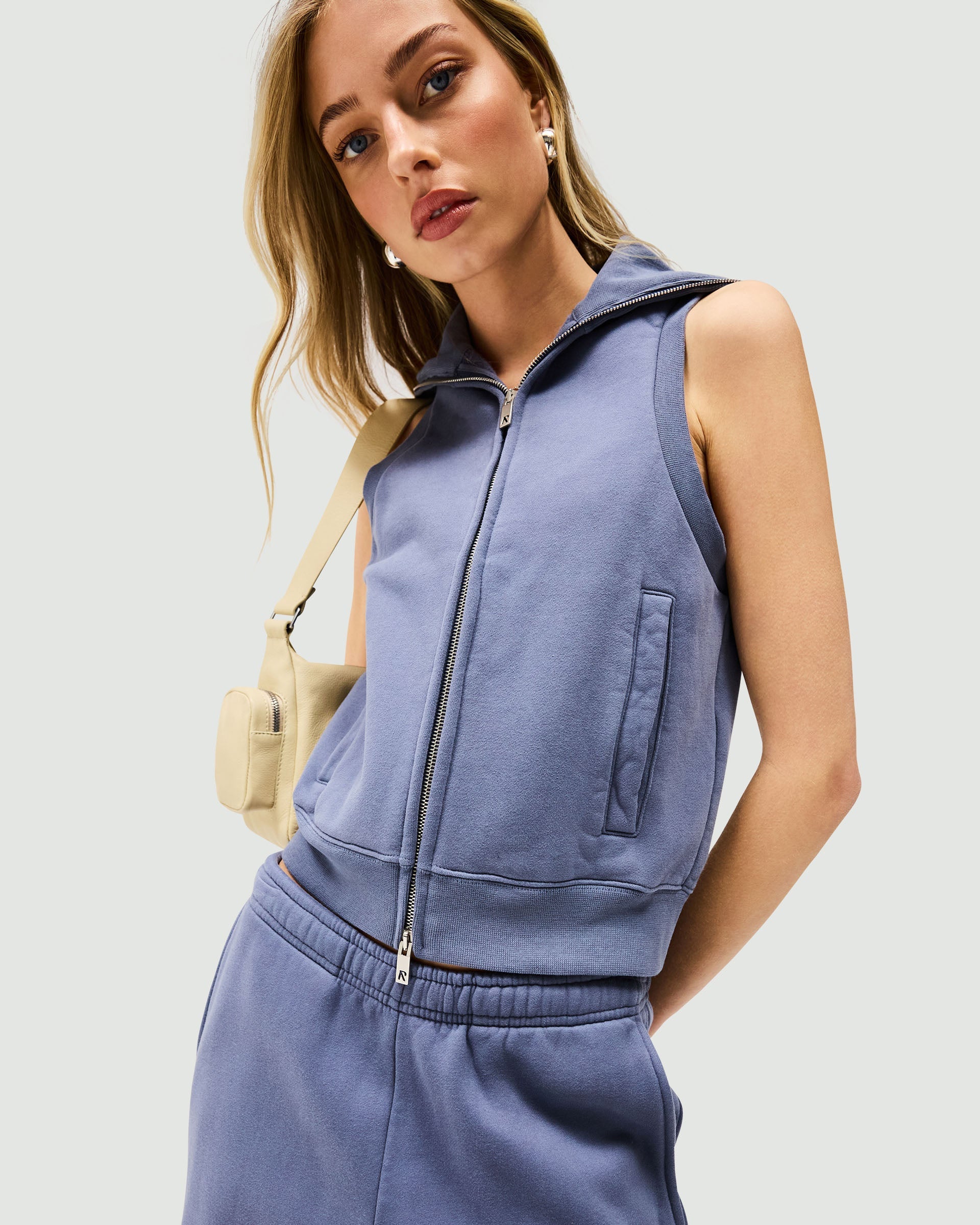 Owners Club Gilet Vest in Steel Blue - Lightweight & Stylish for Outdoor Activities, Hiking, and Casual Wear