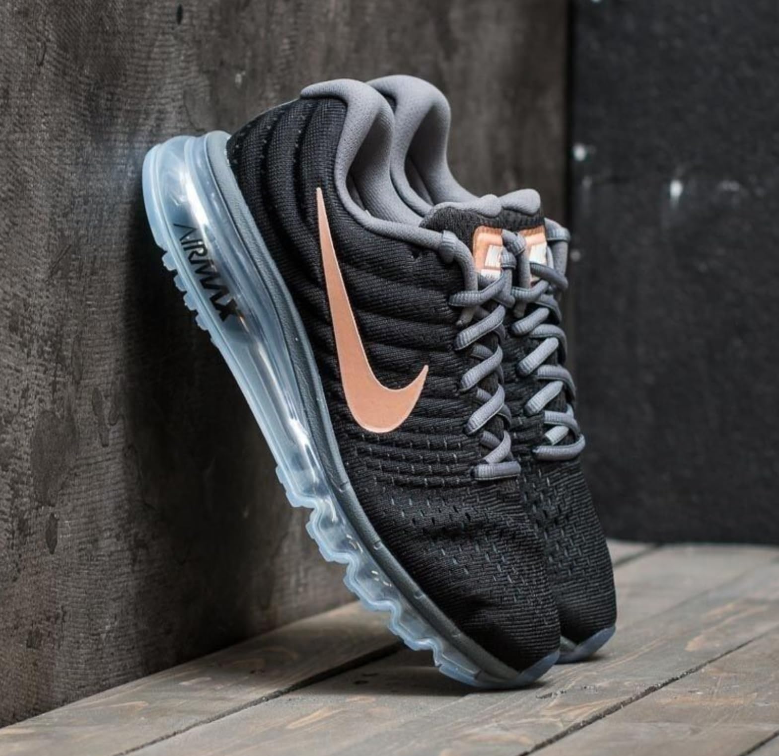 Nike Women's Air Max 2017 Running Shoes - Black/Metallic Red/Bronze - Size 8 | Lightweight Cushioned Sneakers for Jogging, Gym Workouts & Everyday Comfort