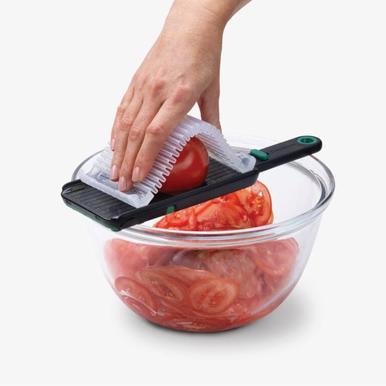 Dreamfarm Nocutu No Cut Mandoline Slicer with Flexible Finger Guard - Safe & Easy Vegetable & Fruit Slicer for Kitchen - Perfect for Salads, Meal Prep & Healthy Cooking (Green)