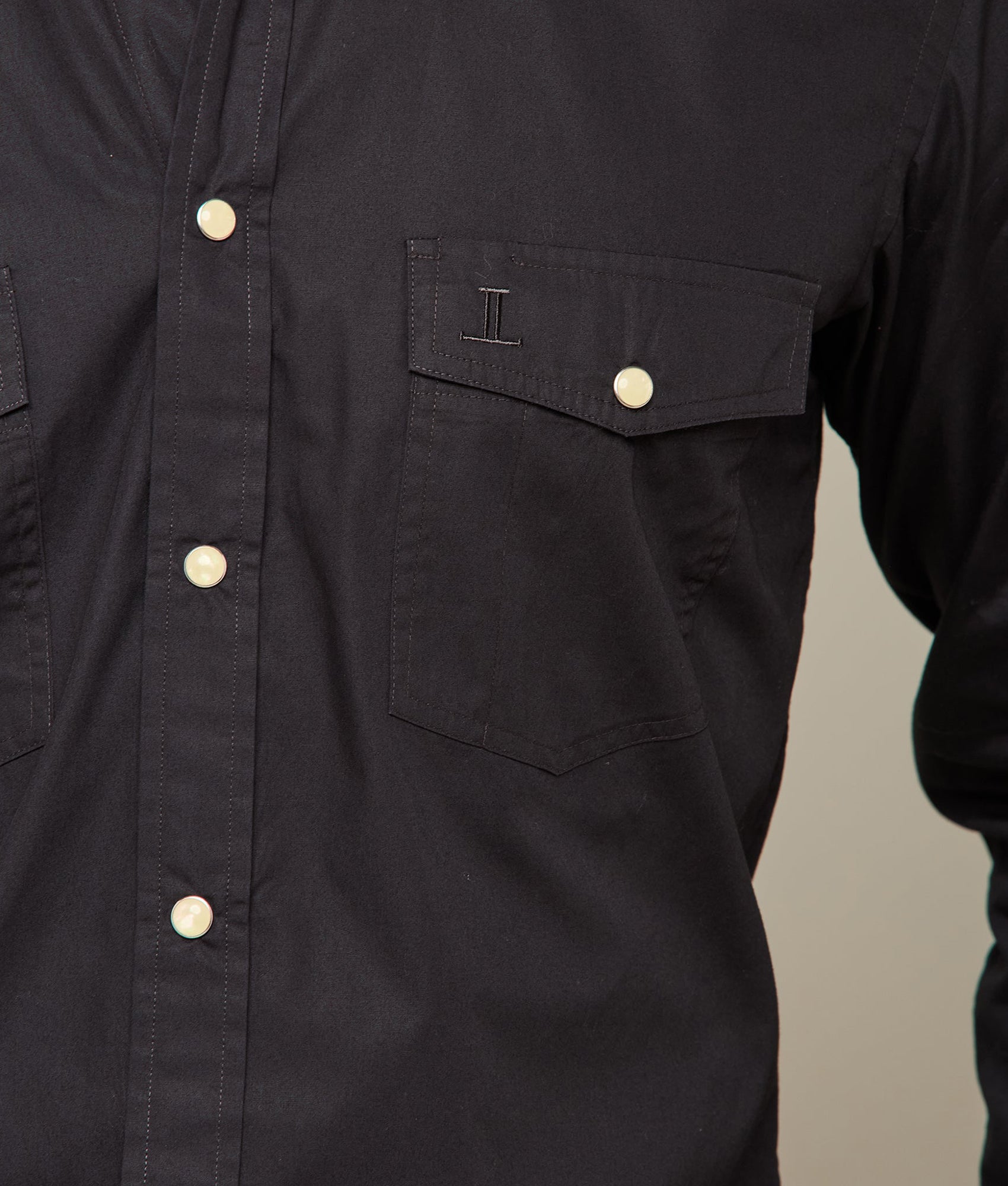 El Paso Solids Black T-Shirt - Comfortable Cotton Tee for Men & Women | Perfect for Casual Wear, Gym, and Everyday Outfits