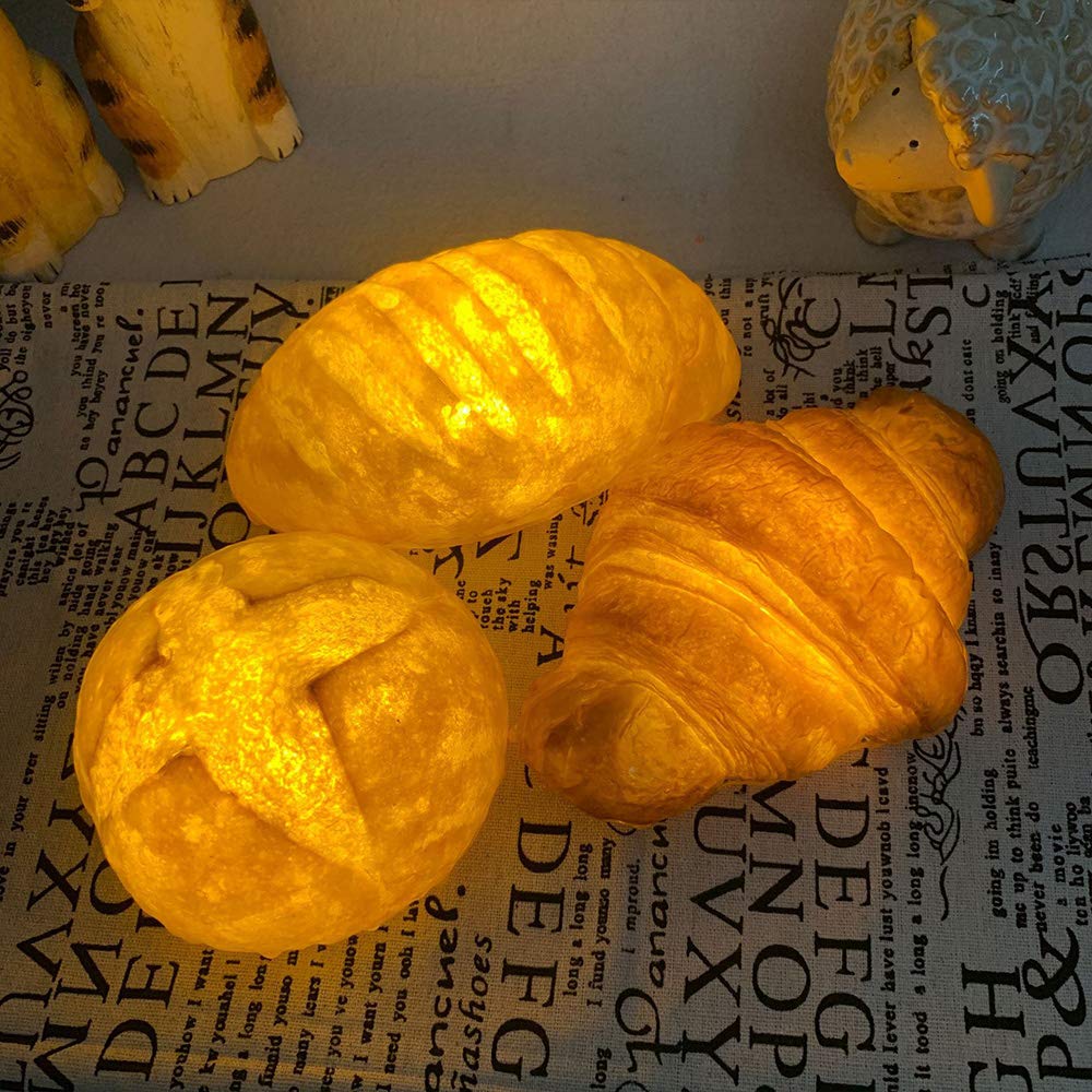 3D LED Croissant Night Light - Funny Bread Lamp for Bedroom, Bedside, Home Decor - Battery Operated Simulation Light - Perfect Gift for Kitchen, Kids Room & Cozy Ambiance Lighting